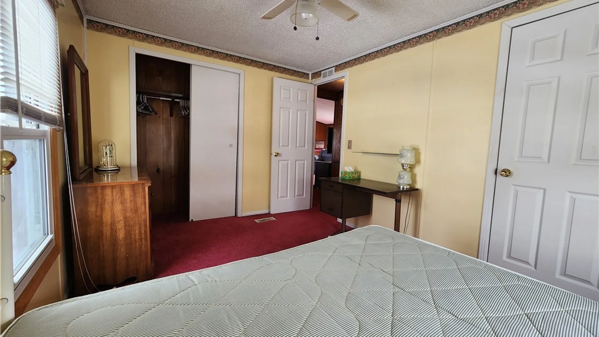 Property at 46 Parkside Circle, Cheektowaga, NY 14227 9