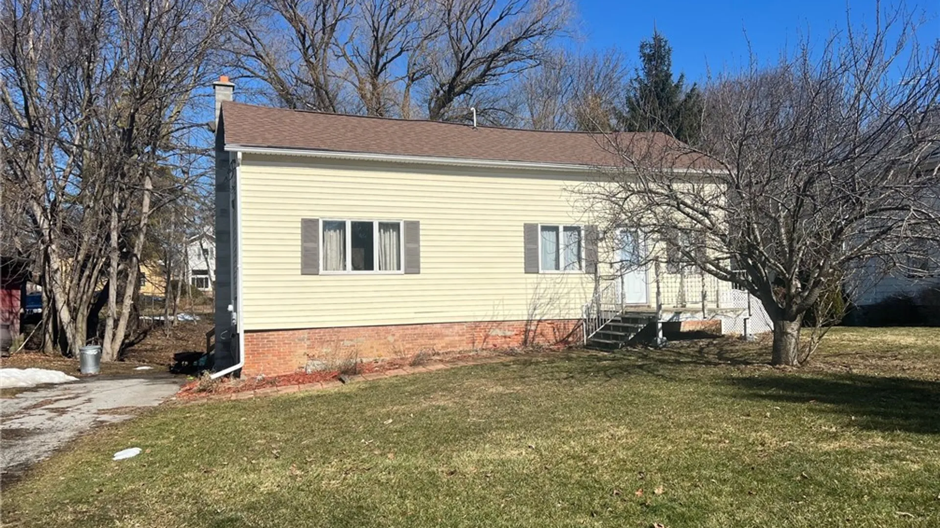 Property at 2709 Chestnut Street, York, NY 14592 2