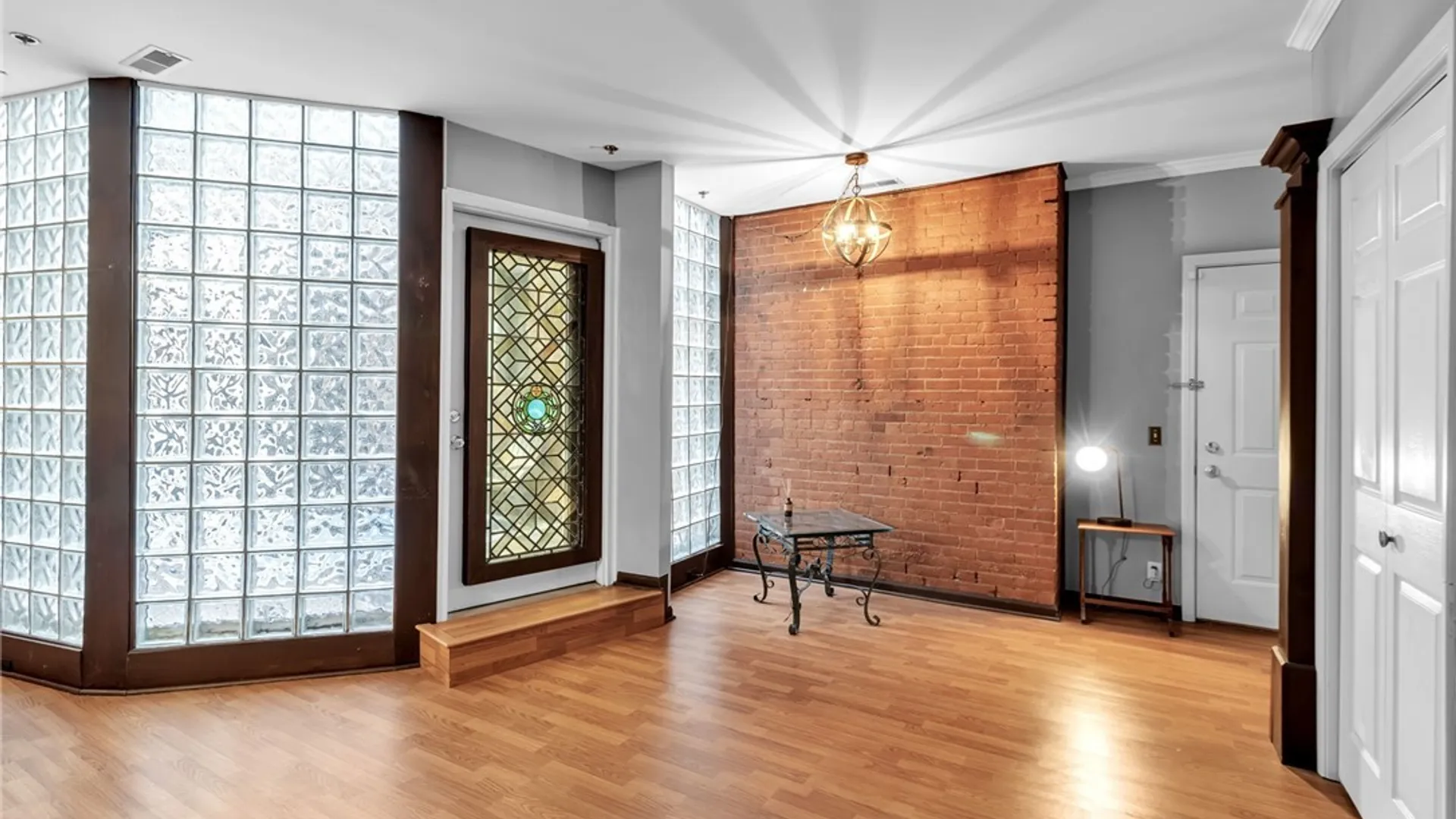 Property at 233 Richmond Avenue, Buffalo, NY 14222 6
