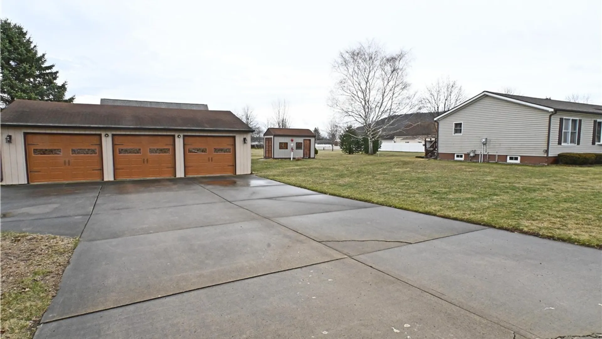 Property at 26 Greatsinger Drive, Southport, NY 14871 3