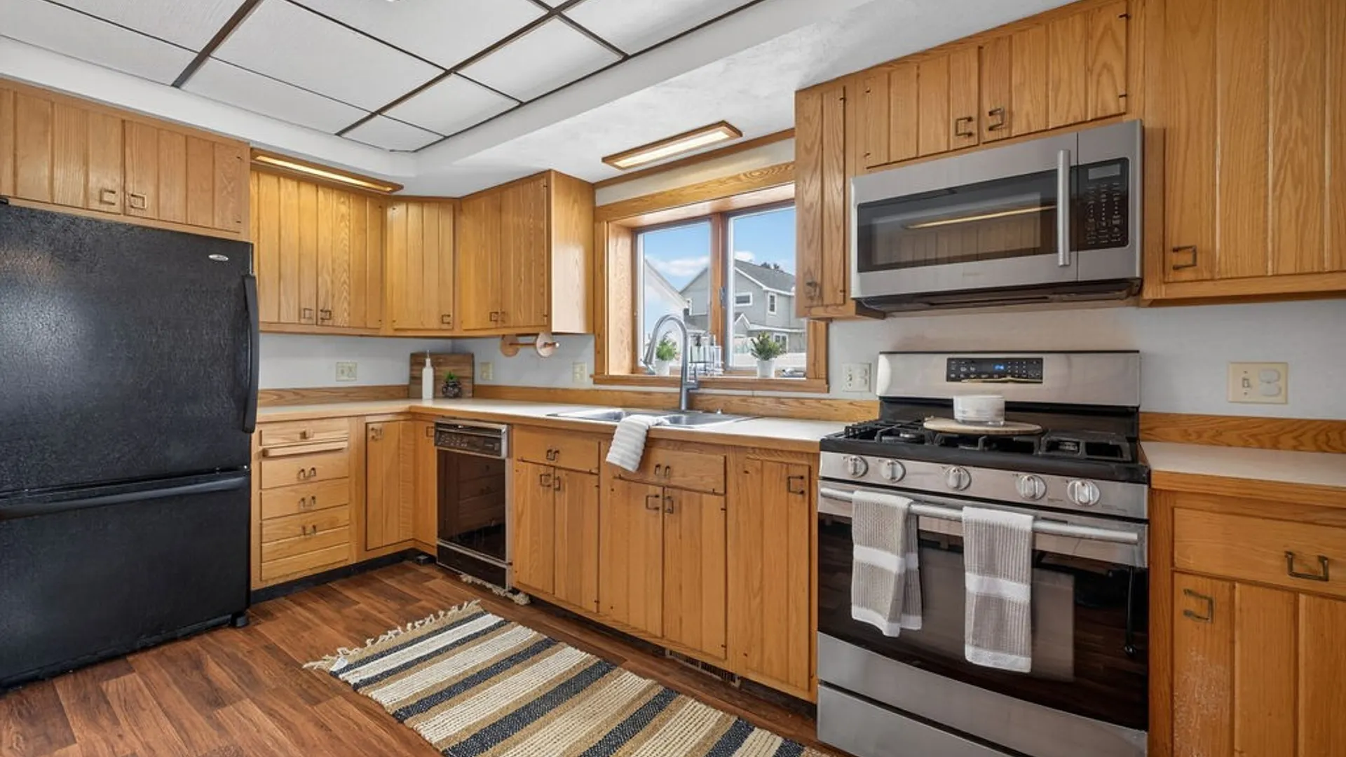 Property at 19 Hazelhurst Avenue, Owasco, NY 13021 13