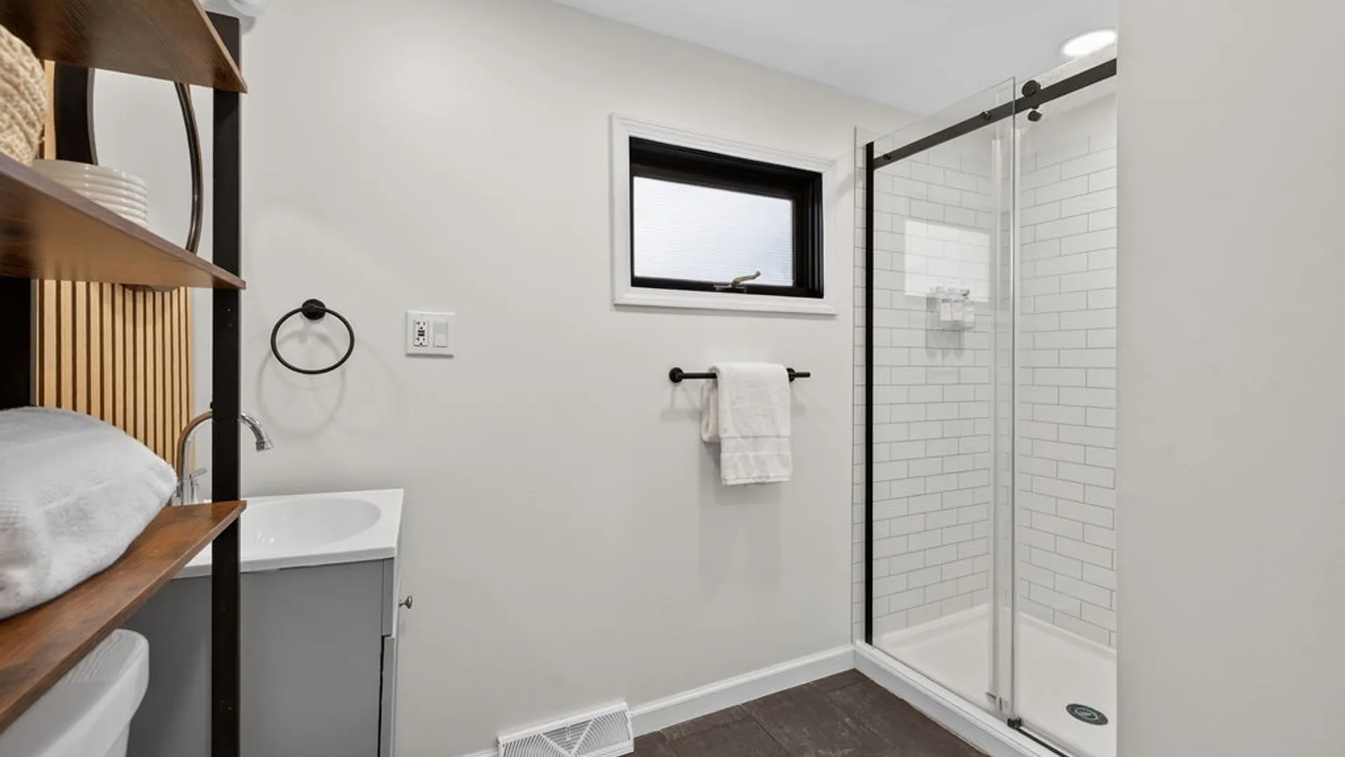 Property at 19 Hazelhurst Avenue, Owasco, NY 13021 17