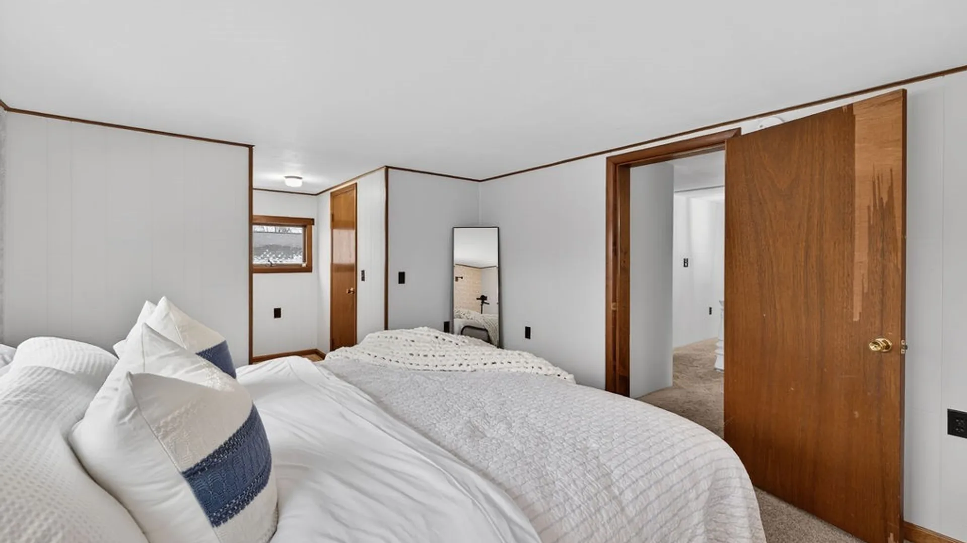 Property at 19 Hazelhurst Avenue, Owasco, NY 13021 22