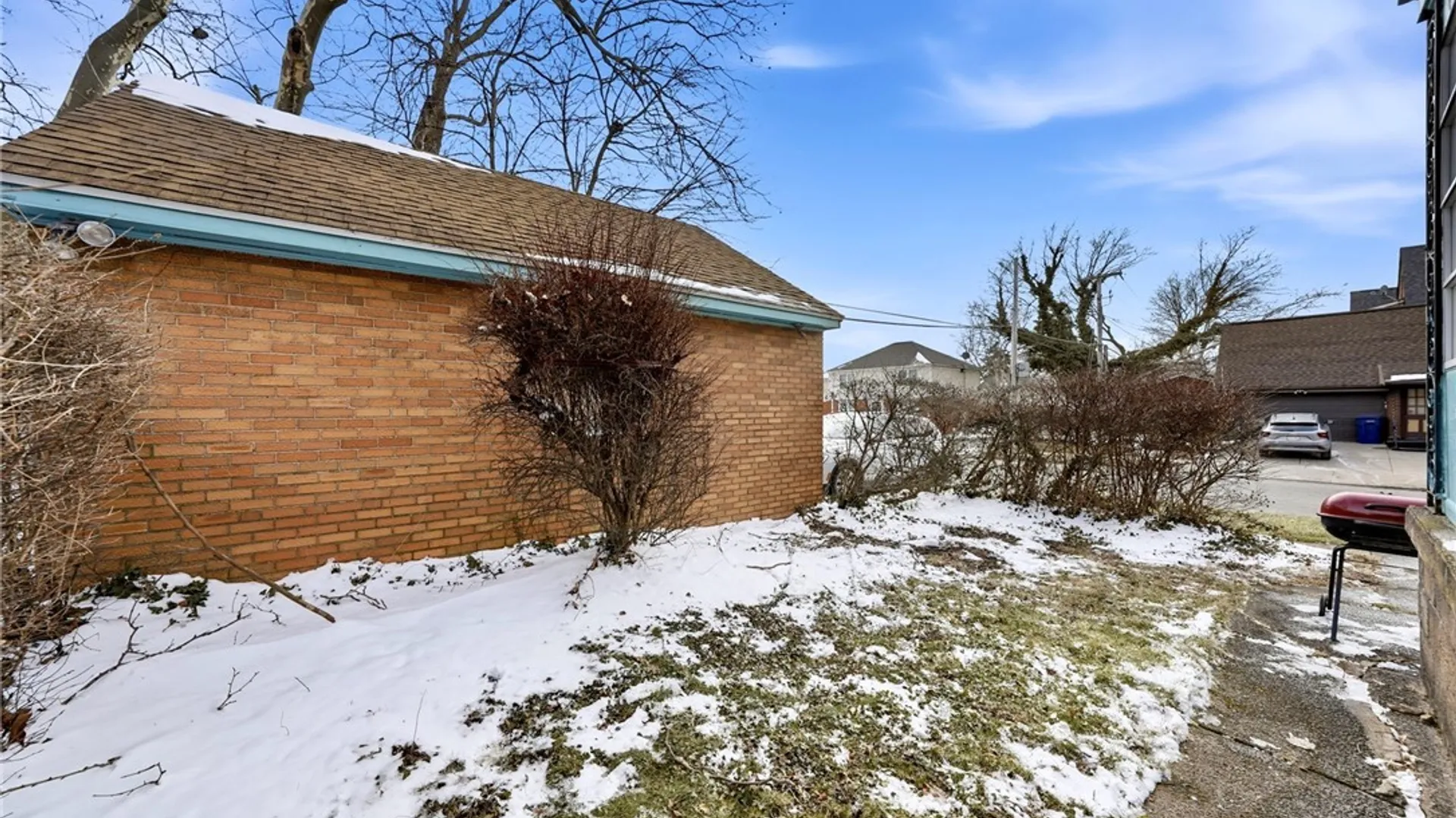 Property at 137 Morris Avenue, Buffalo, NY 14214 27