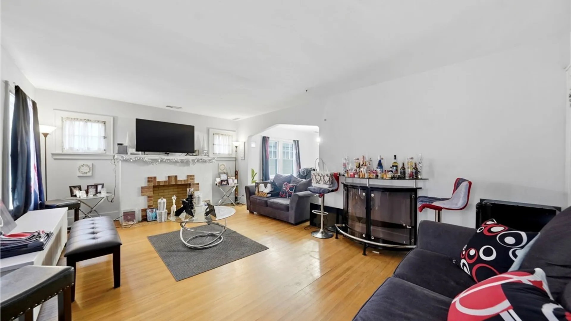 Property at 137 Morris Avenue, Buffalo, NY 14214 5