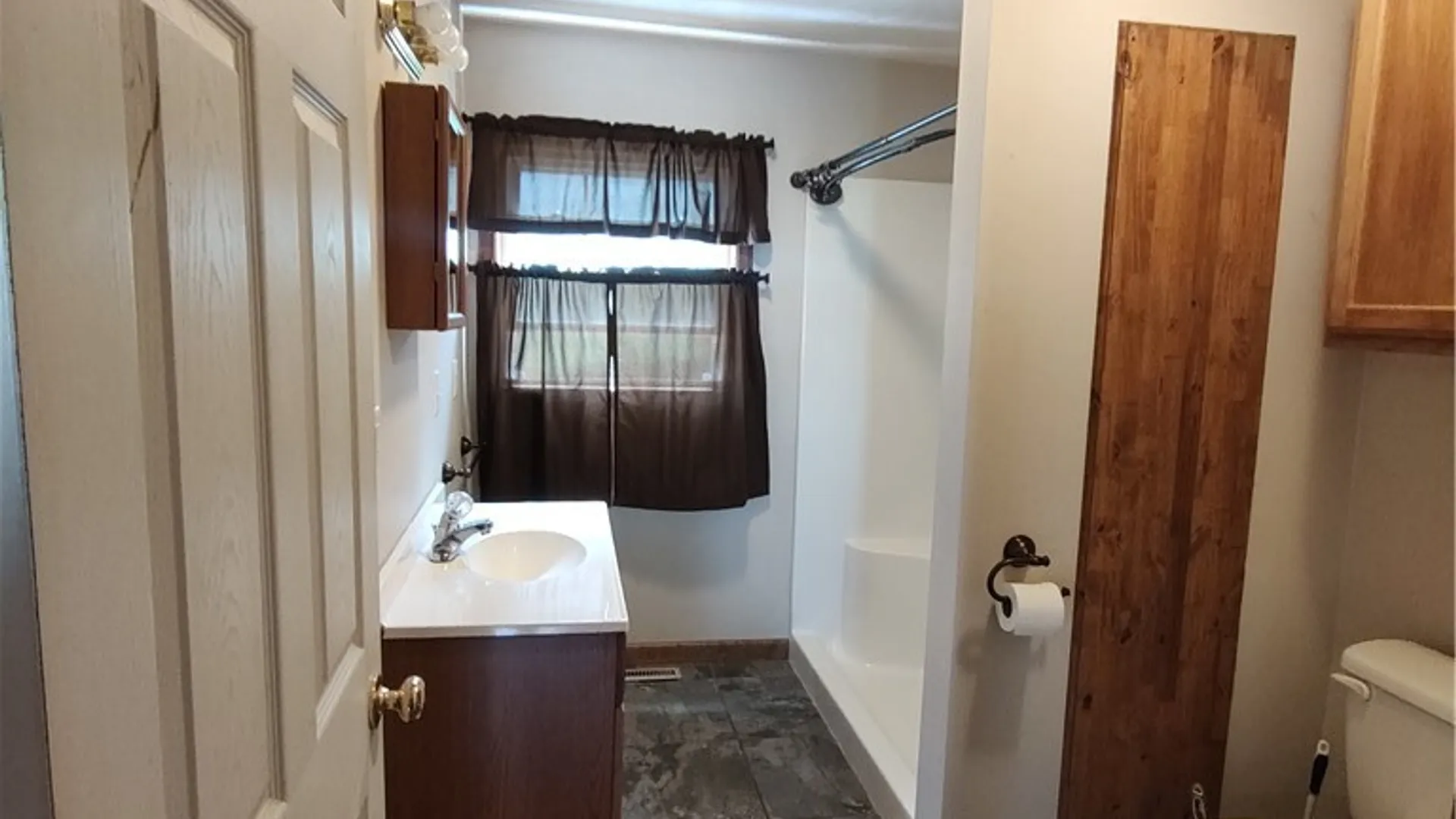 Property at 425 Walnut Street, Oneida, NY 13421 6