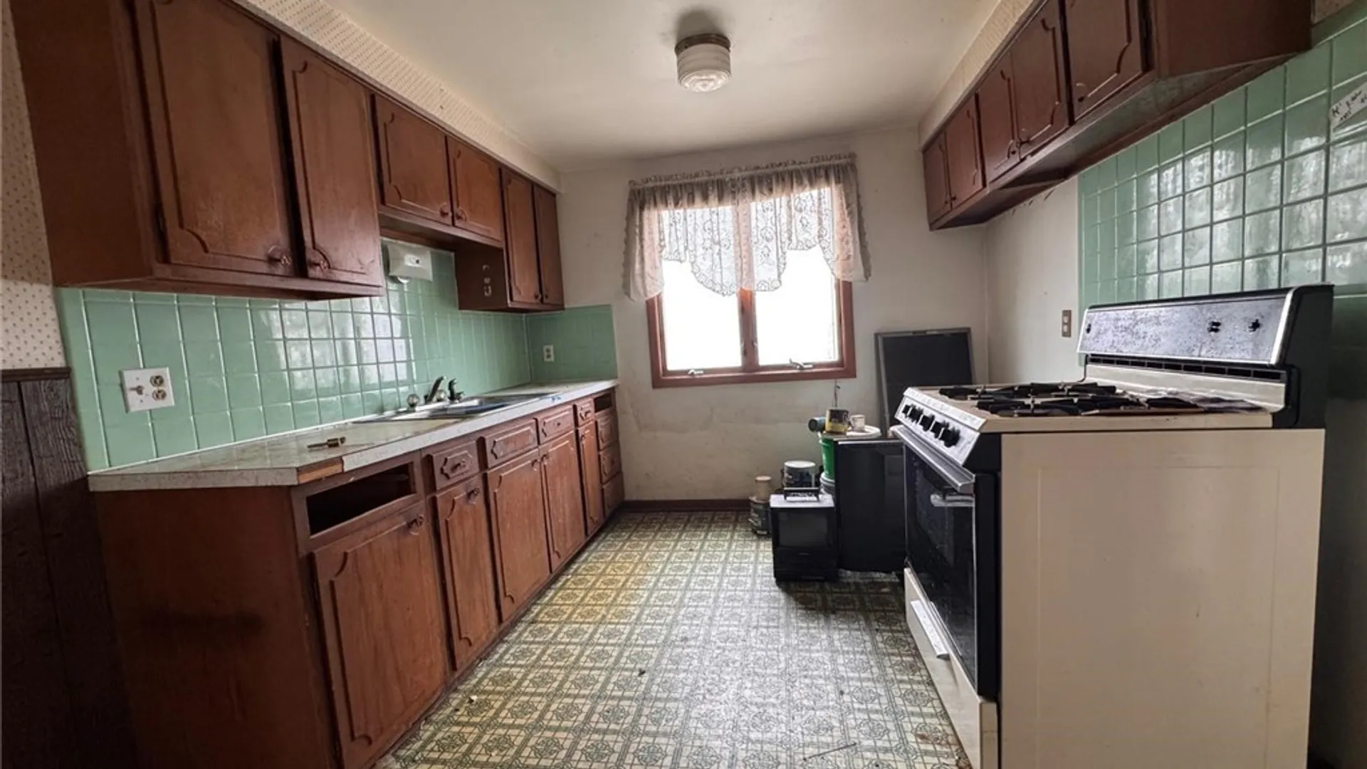 Property at 40 Marie Avenue, Cheektowaga, NY 14227 9