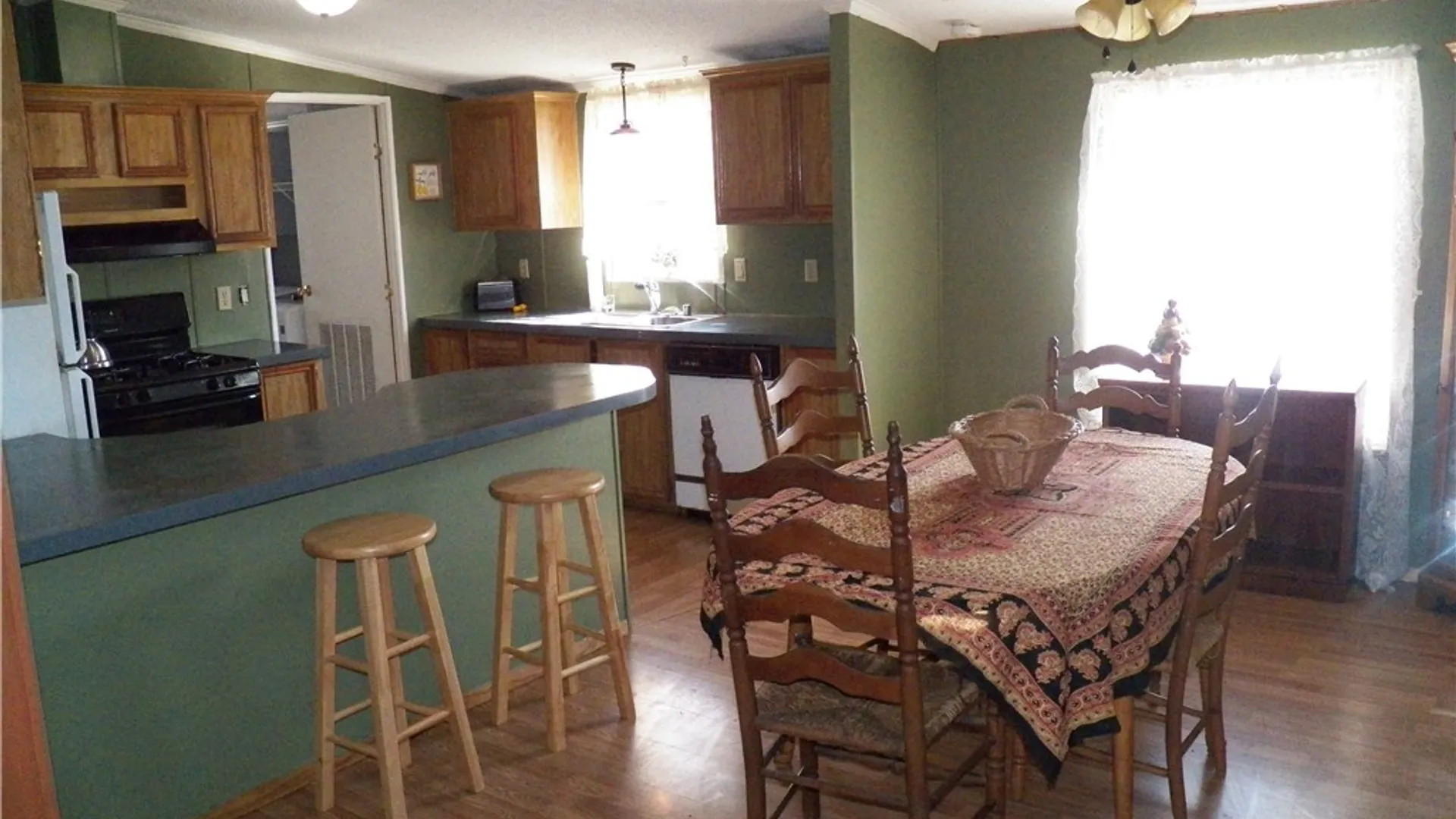 Property at 28 Jodell Lane, West Bloomfield, NY 14585 10