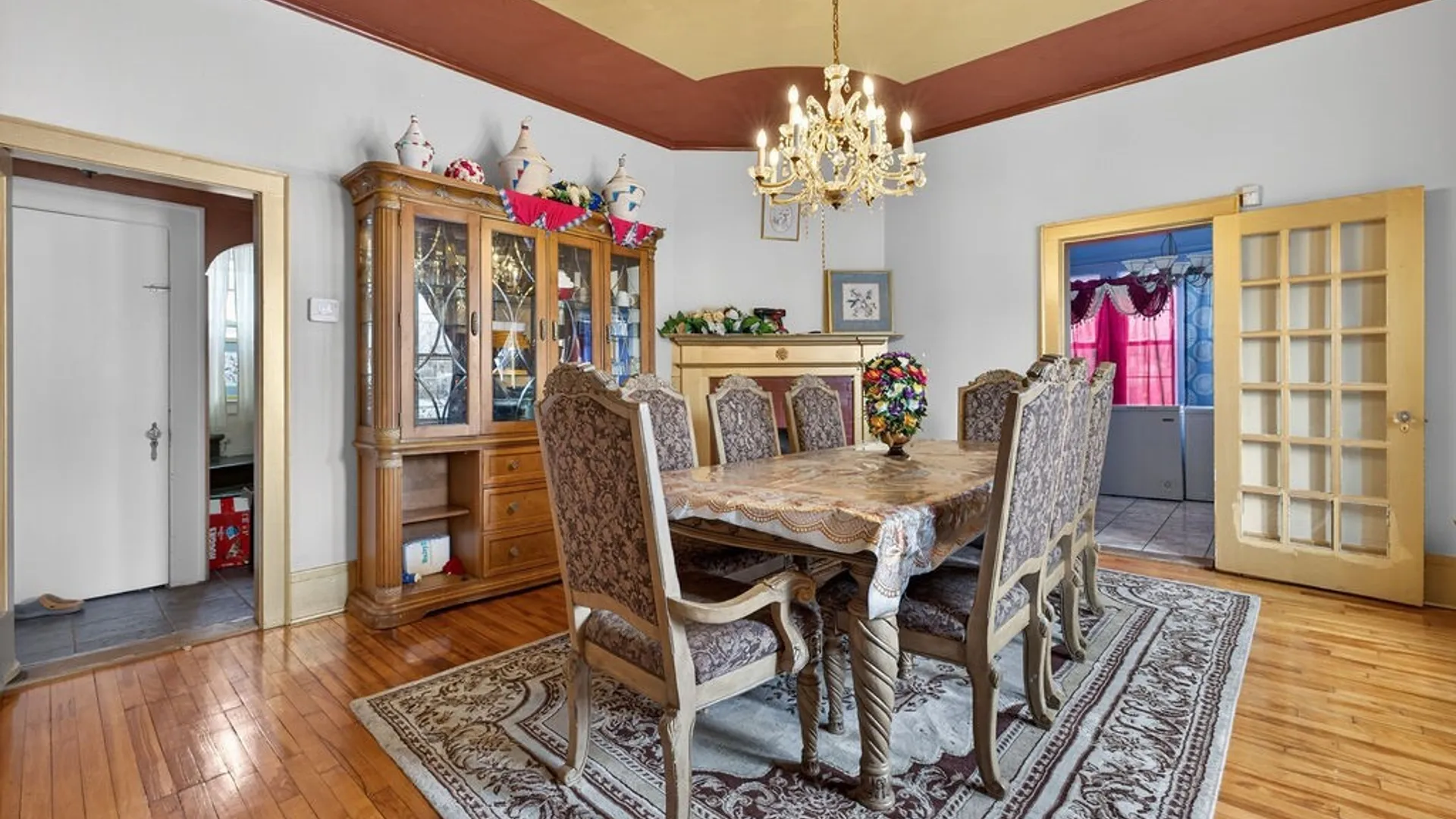 Property at 800 Mcbride Street, Syracuse, NY 13203 10