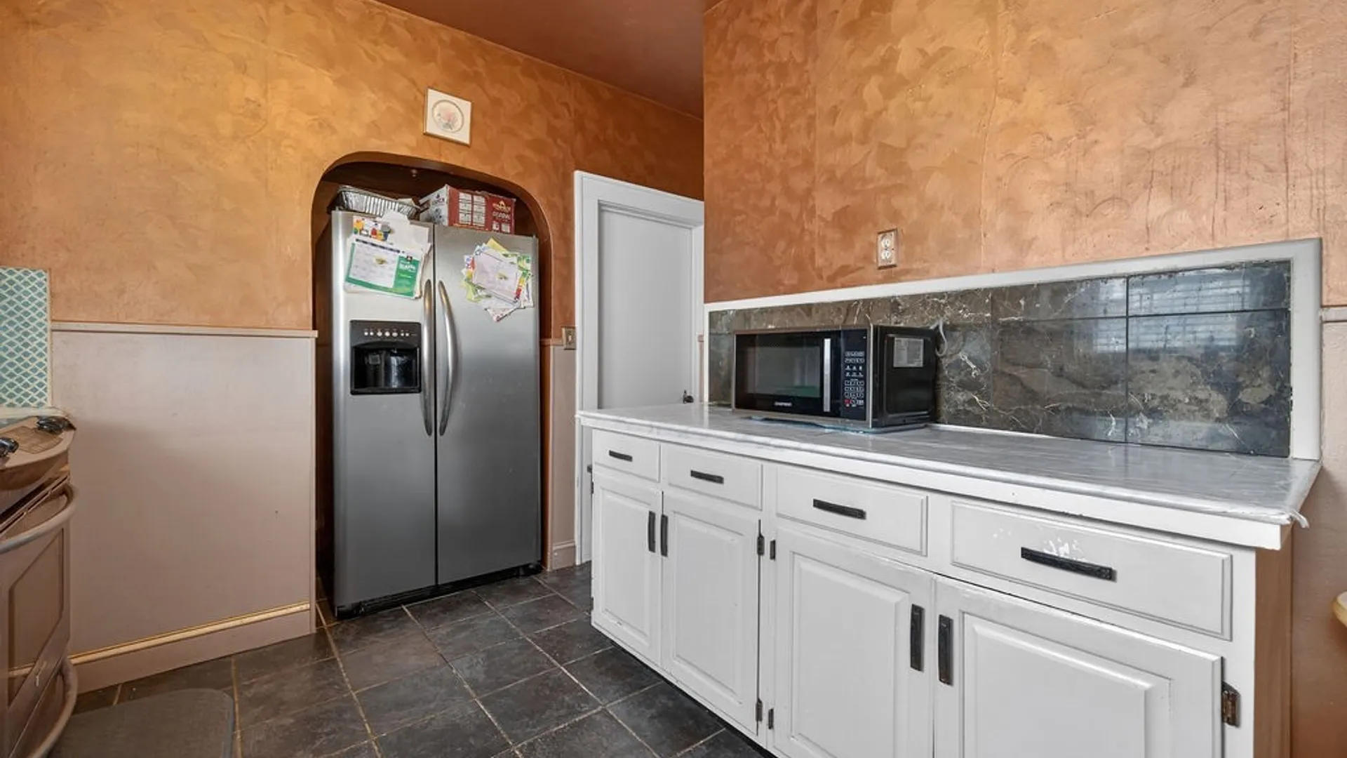 Property at 800 Mcbride Street, Syracuse, NY 13203 13