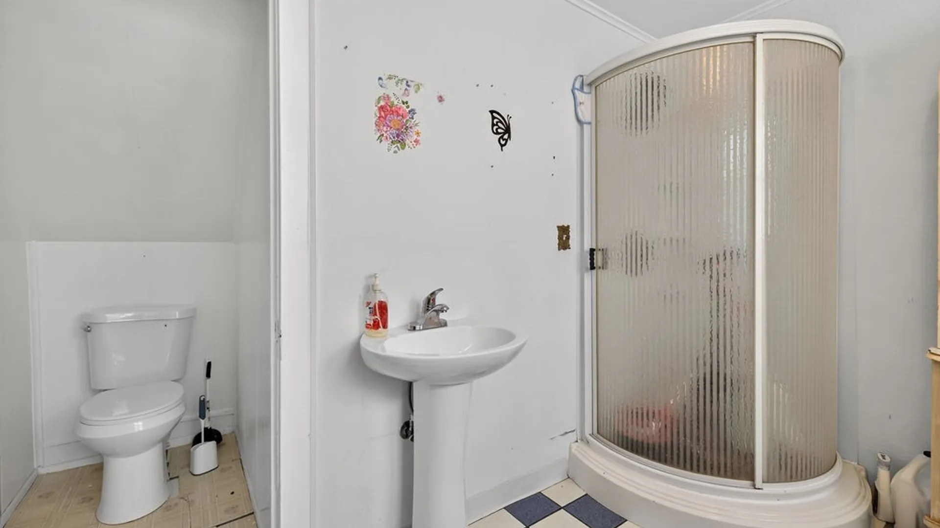 Property at 800 Mcbride Street, Syracuse, NY 13203 17