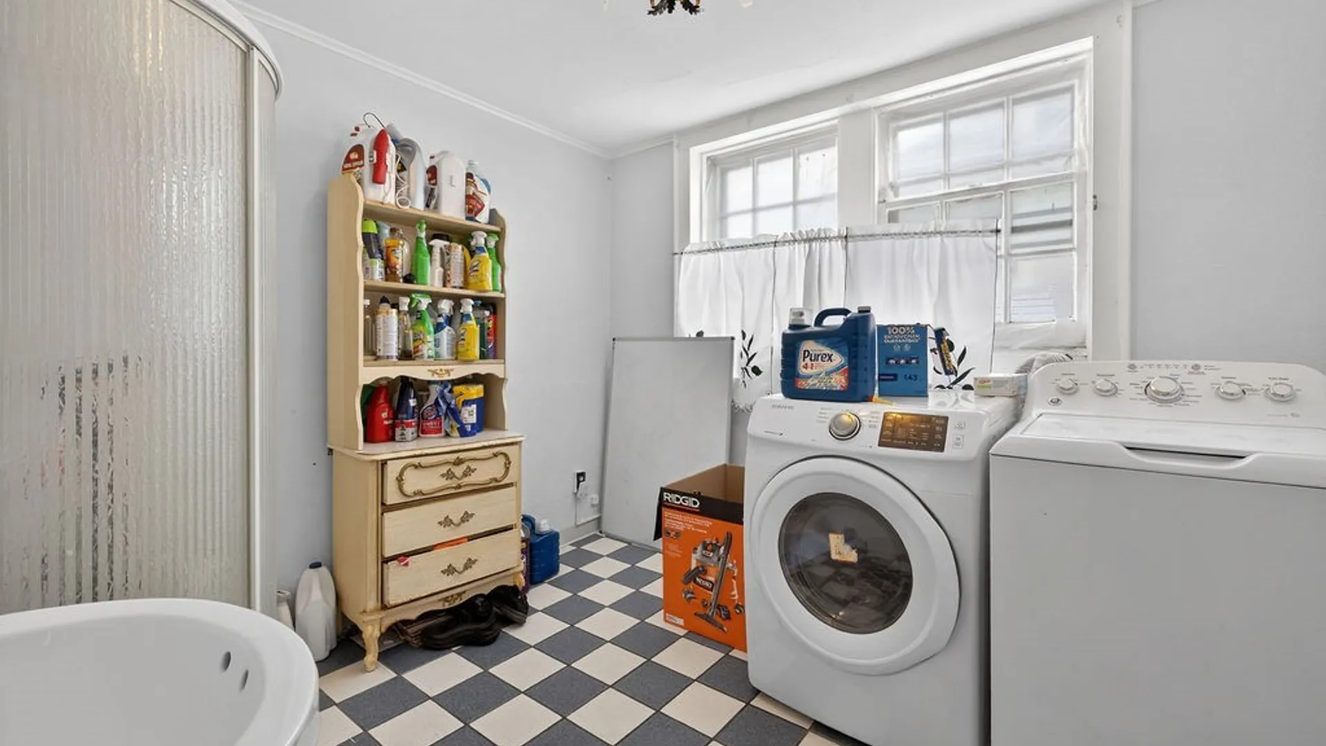 Property at 800 Mcbride Street, Syracuse, NY 13203 18