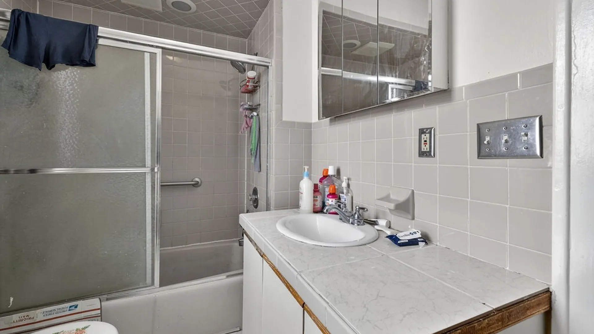 Property at 800 Mcbride Street, Syracuse, NY 13203 31