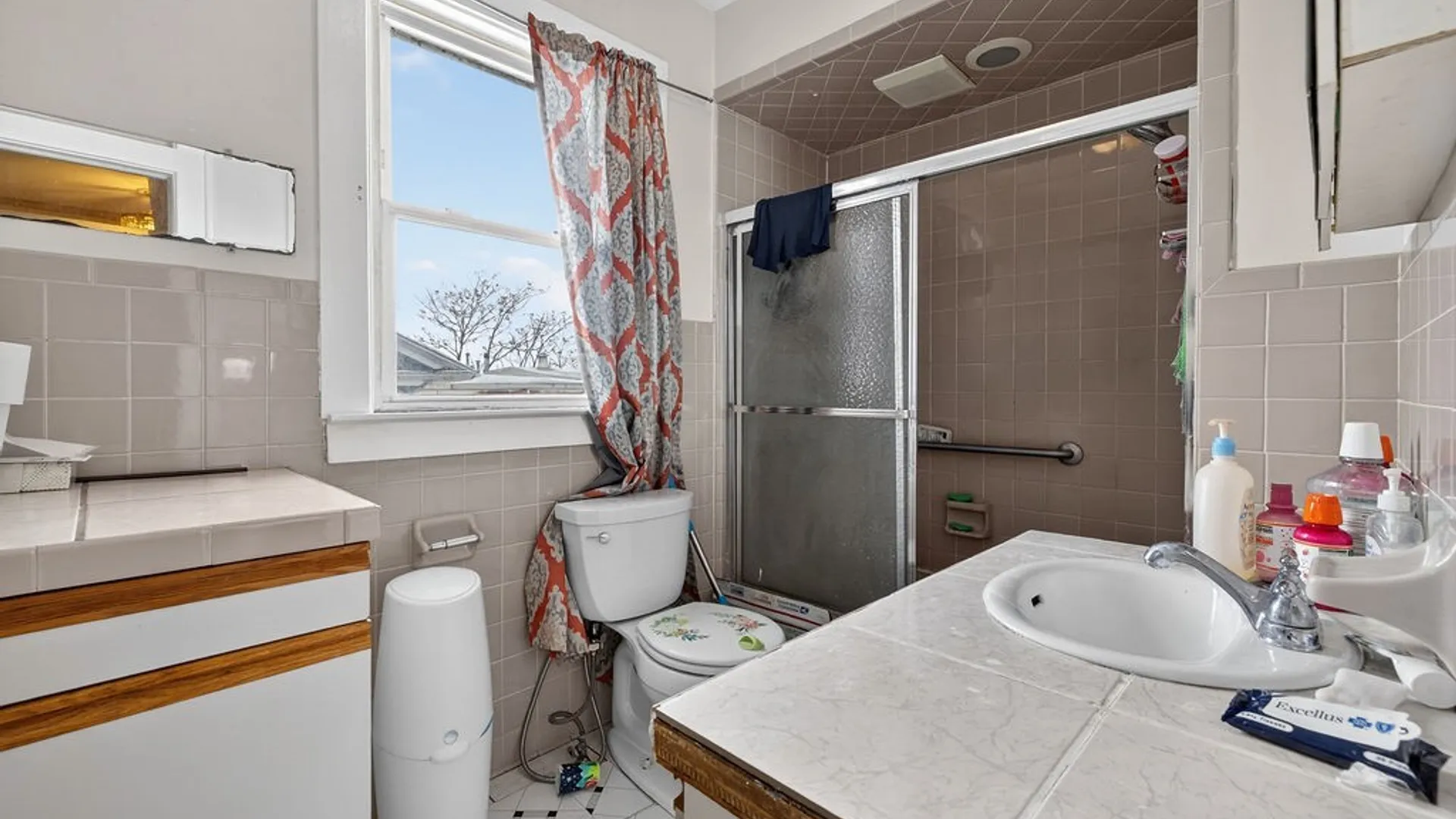 Property at 800 Mcbride Street, Syracuse, NY 13203 32