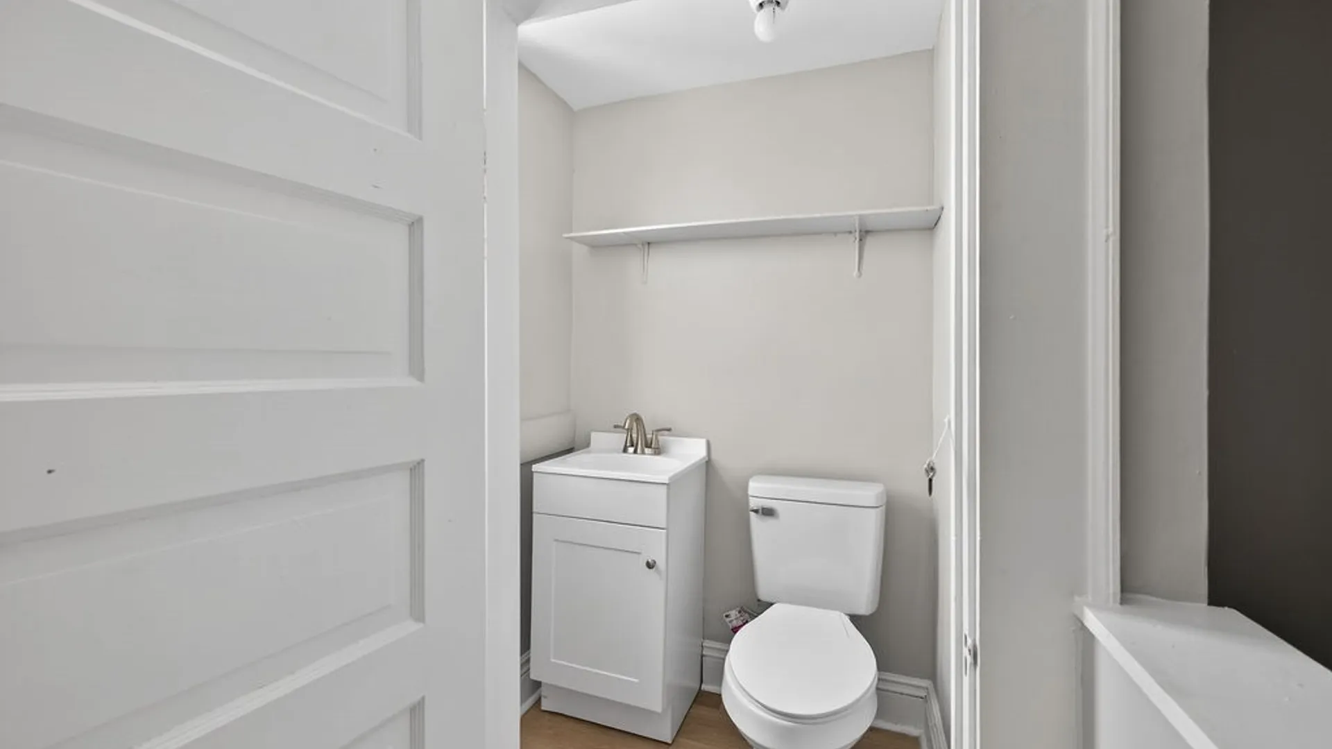 Property at 800 Mcbride Street, Syracuse, NY 13203 34