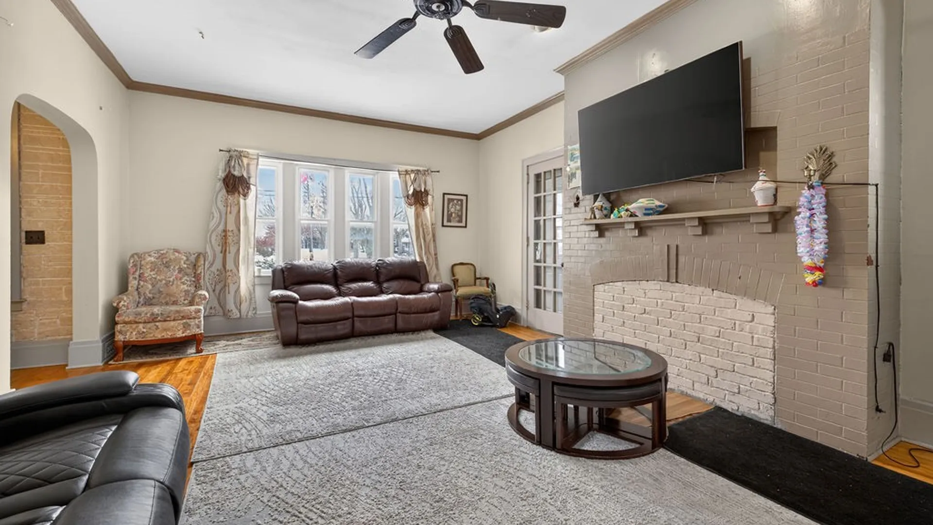 Property at 800 Mcbride Street, Syracuse, NY 13203 6