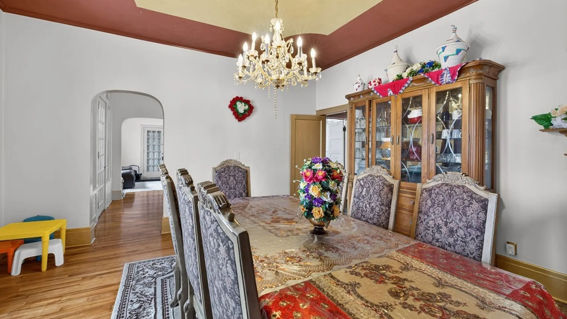 Property at 800 Mcbride Street, Syracuse, NY 13203 9