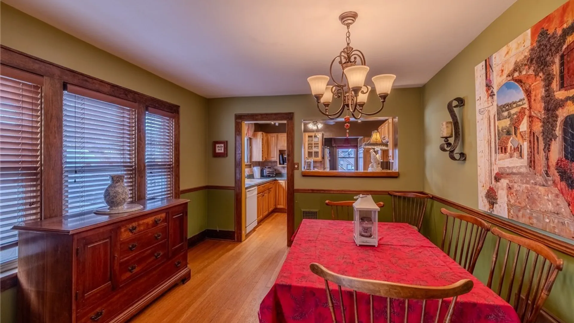 Property at 1353 Northcliffe Road, Syracuse, NY 13206 11