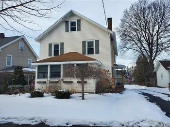 Property at 1353 Northcliffe Road, Syracuse, NY 13206