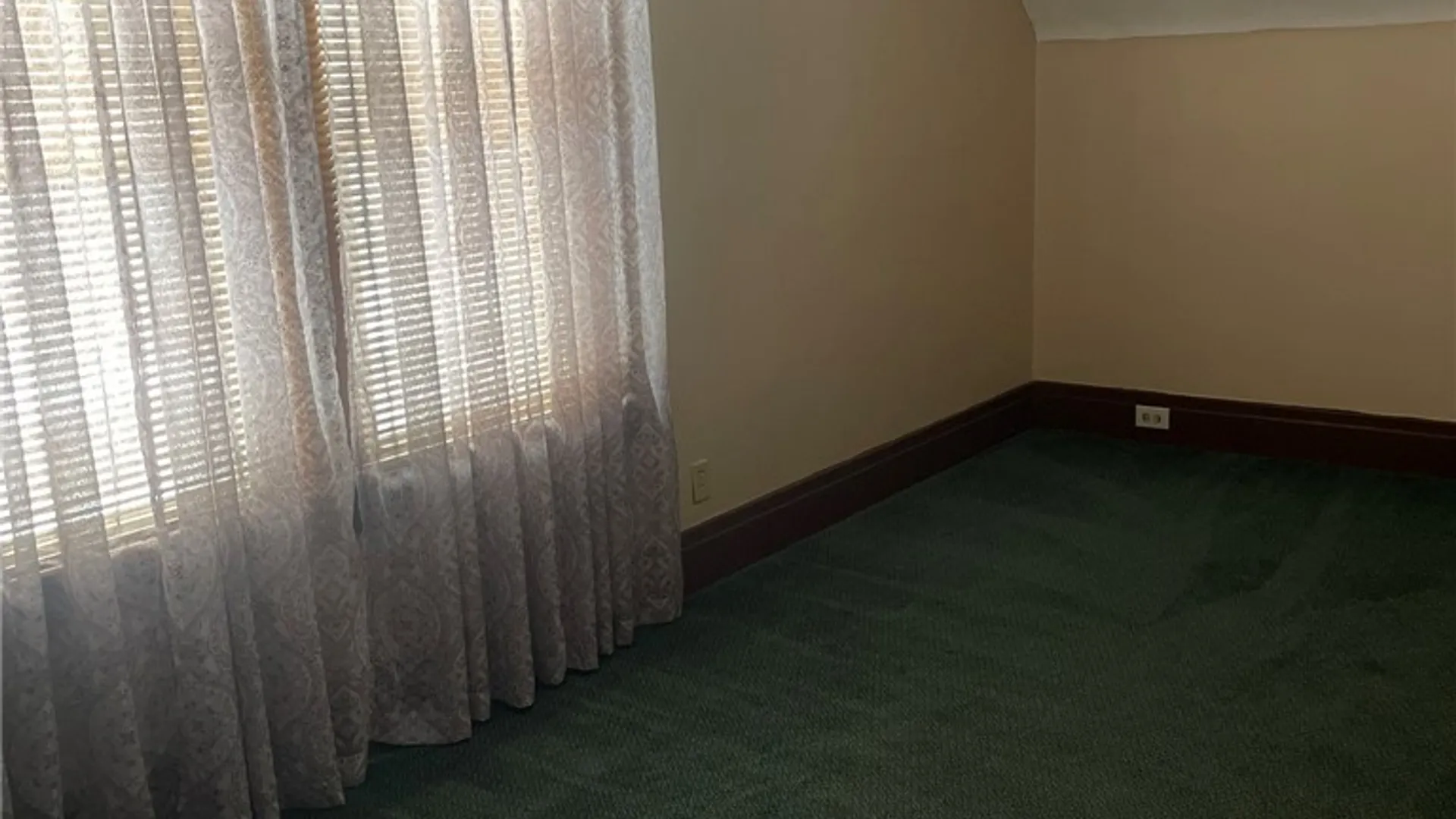 Property at 2485 Willow Avenue, Niagara Falls, NY 14305 26