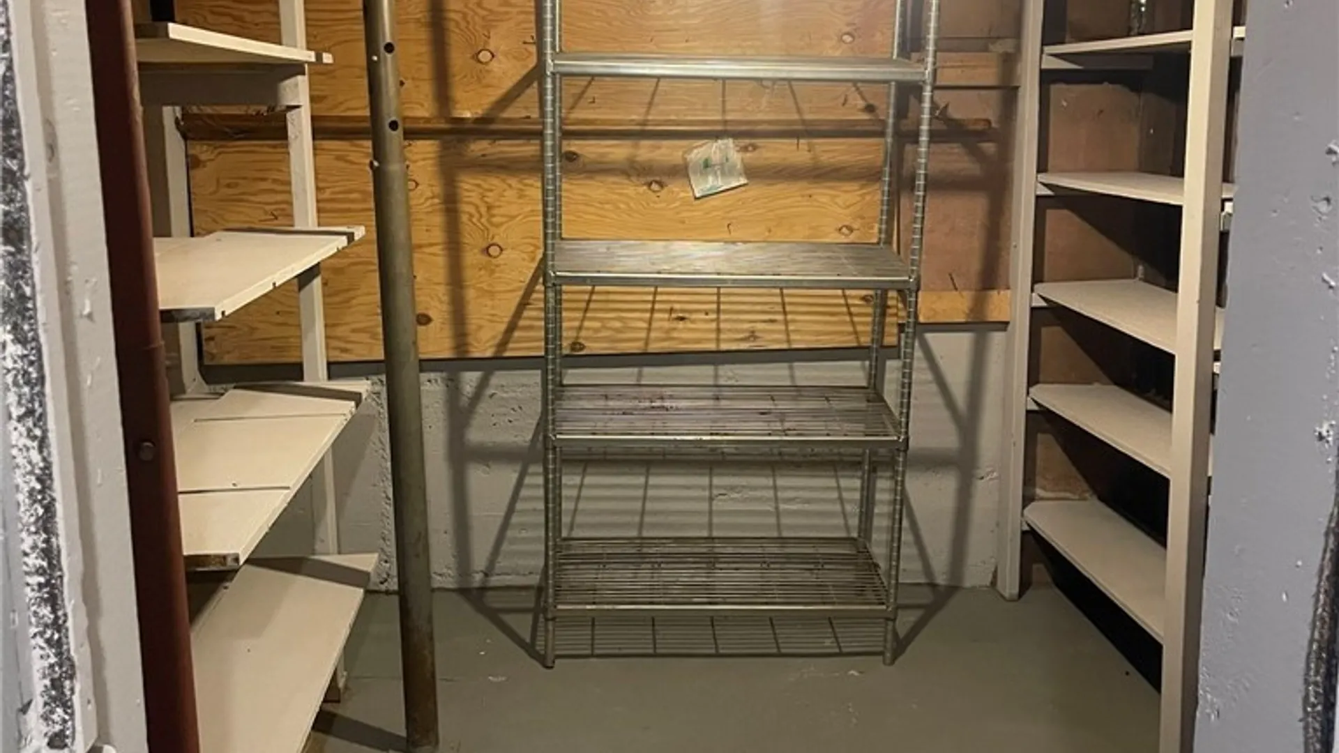 Property at 2485 Willow Avenue, Niagara Falls, NY 14305 30