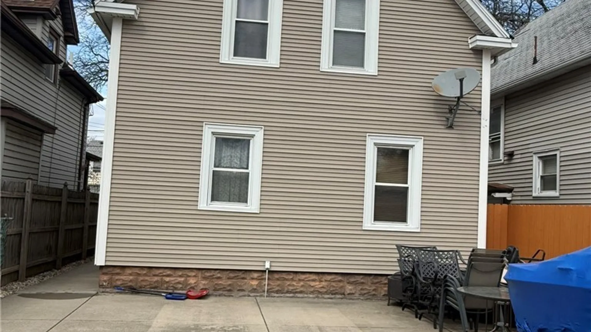 Property at 2485 Willow Avenue, Niagara Falls, NY 14305 5