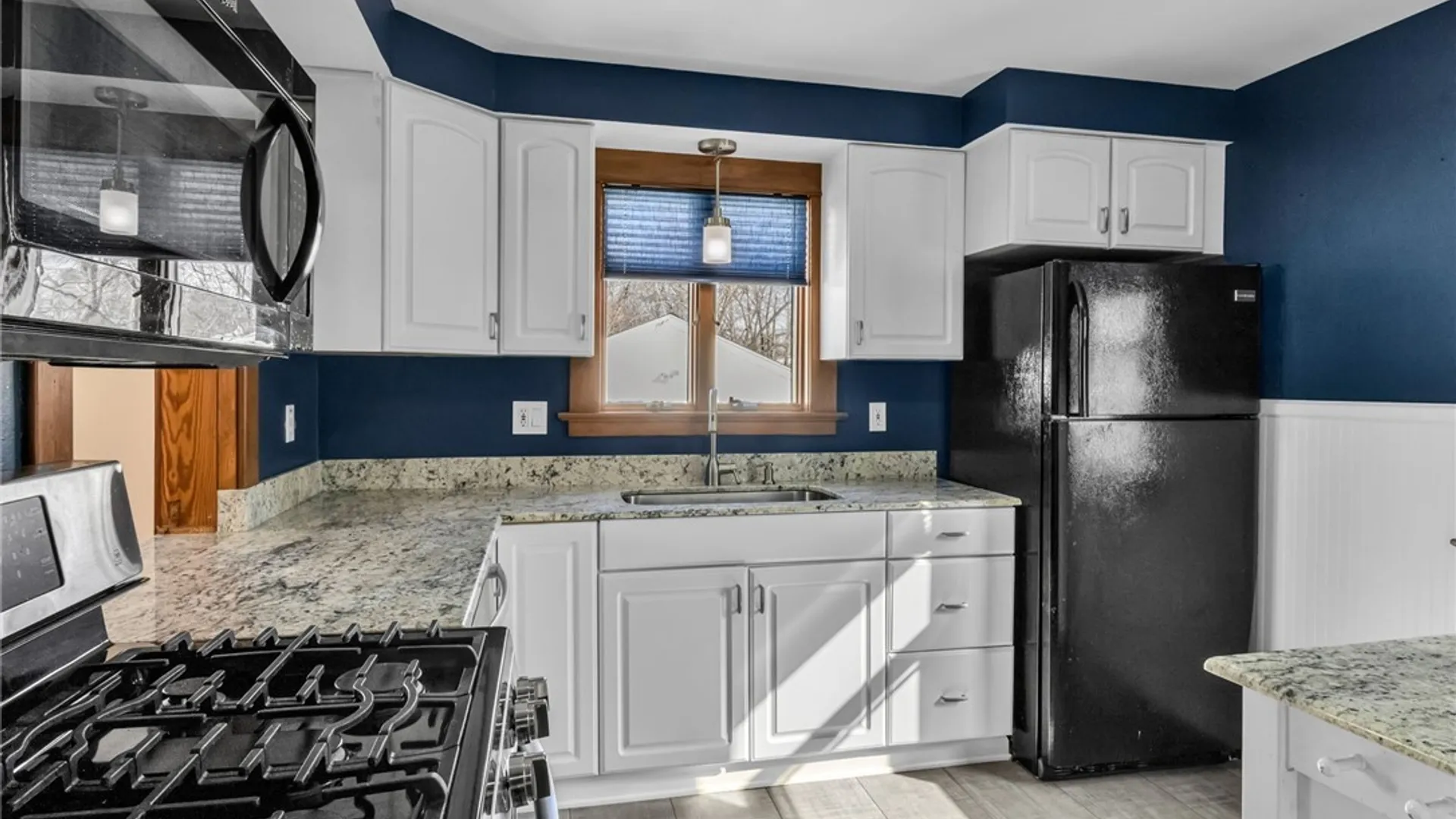 Property at 40 Norwood Drive, West Seneca, NY 14224 11