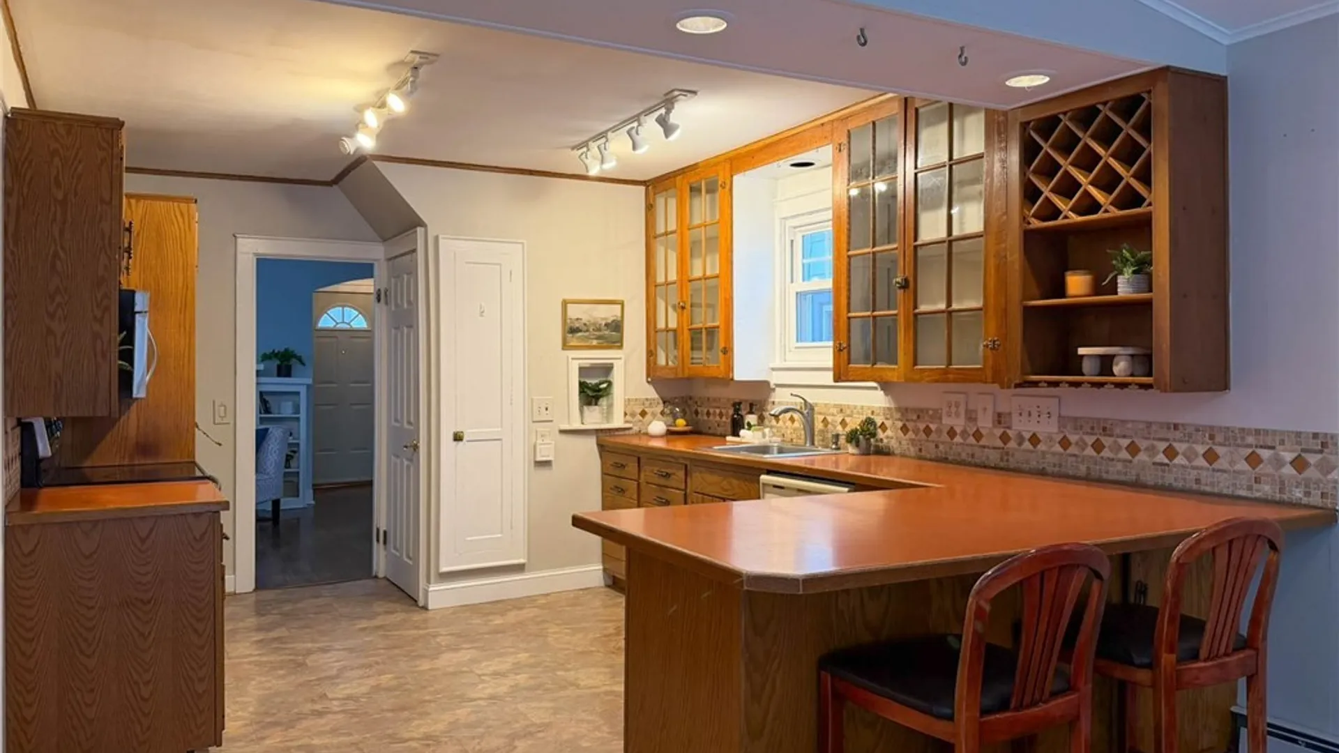 Property at 2812 Ogden Place, Utica, NY 13501 16