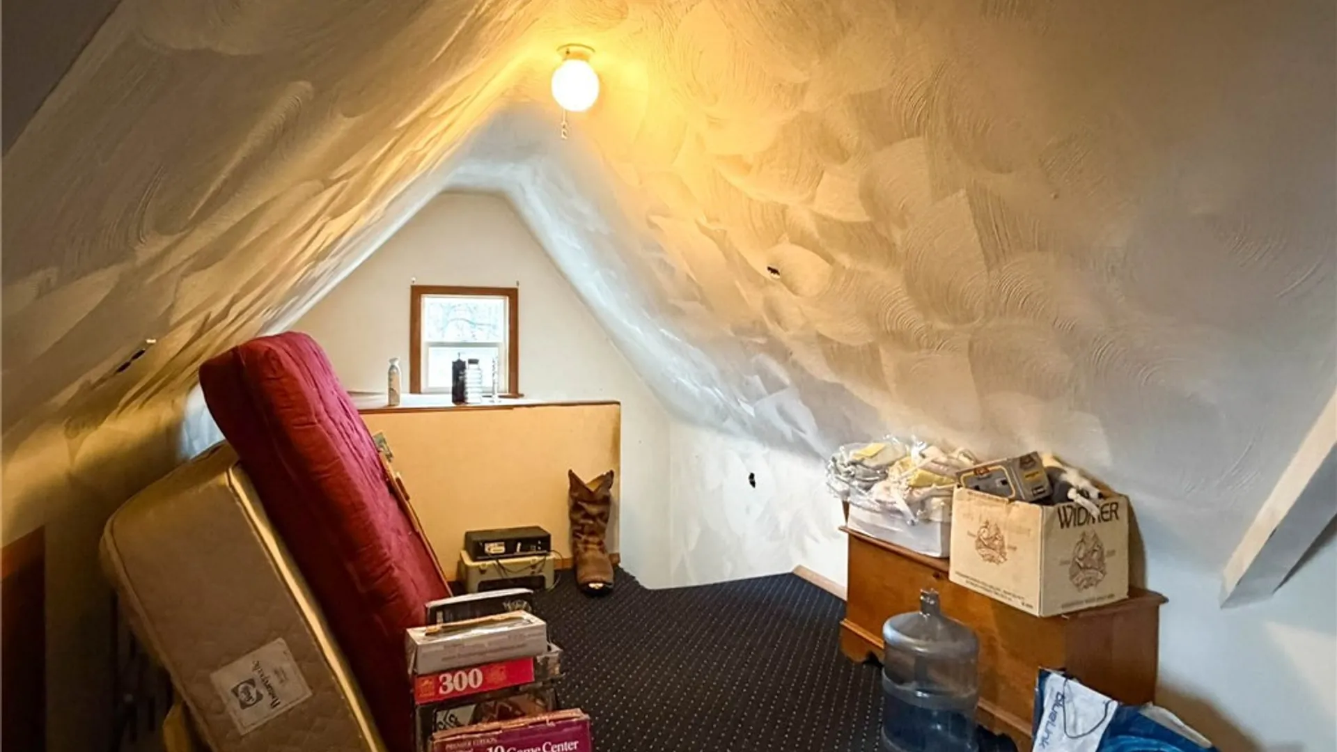 Property at 2812 Ogden Place, Utica, NY 13501 42