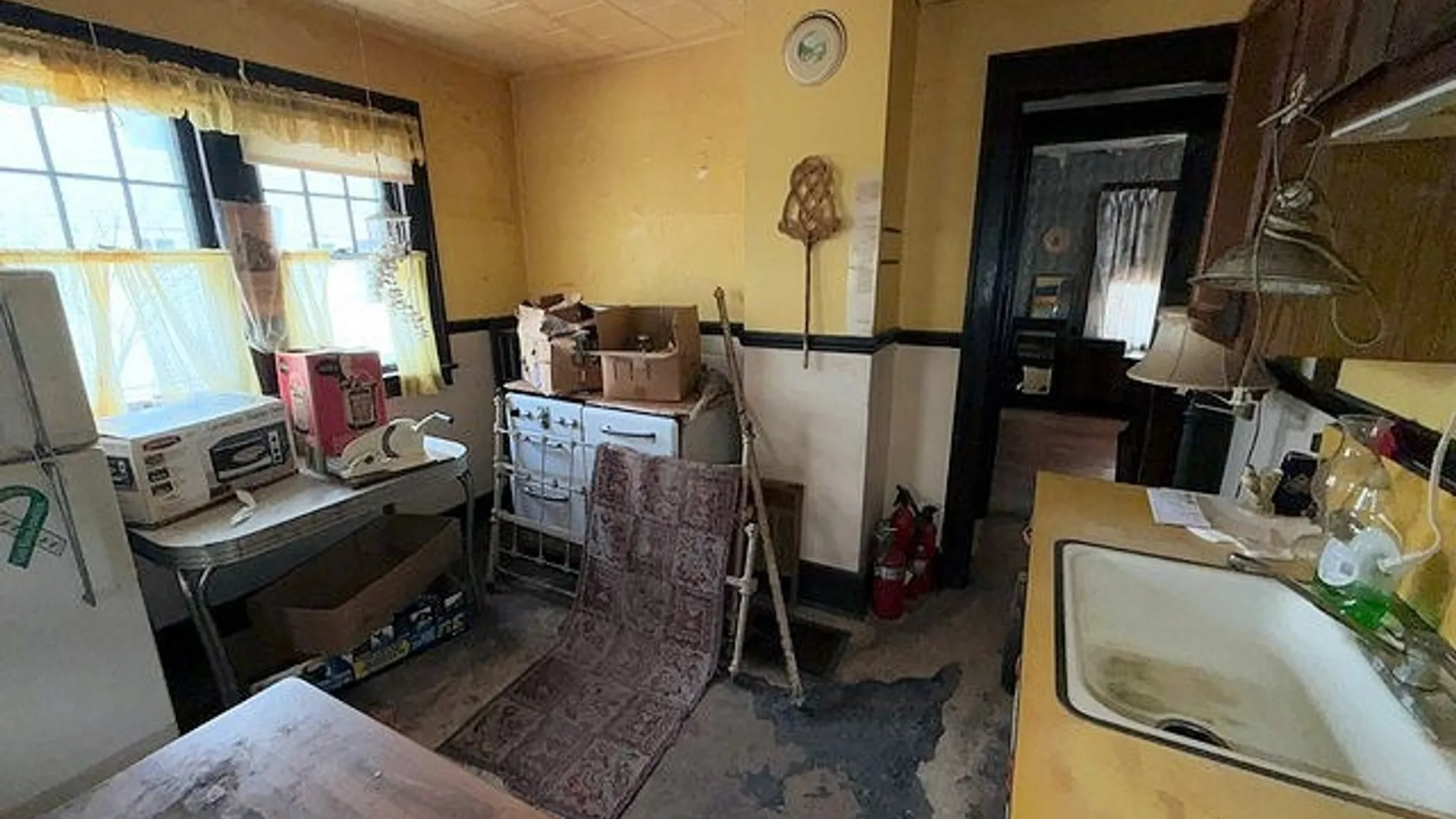 Property at 152 Congress Avenue, Rochester, NY 14611 10