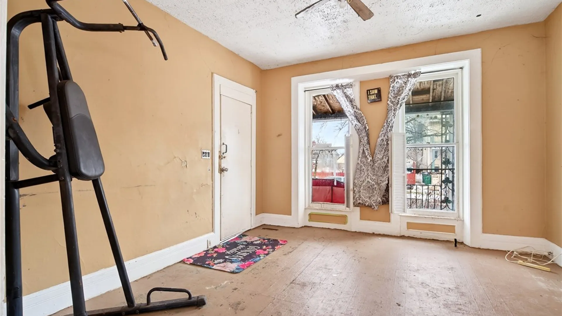 Property at 314 14th Street, Buffalo, NY 14213 5