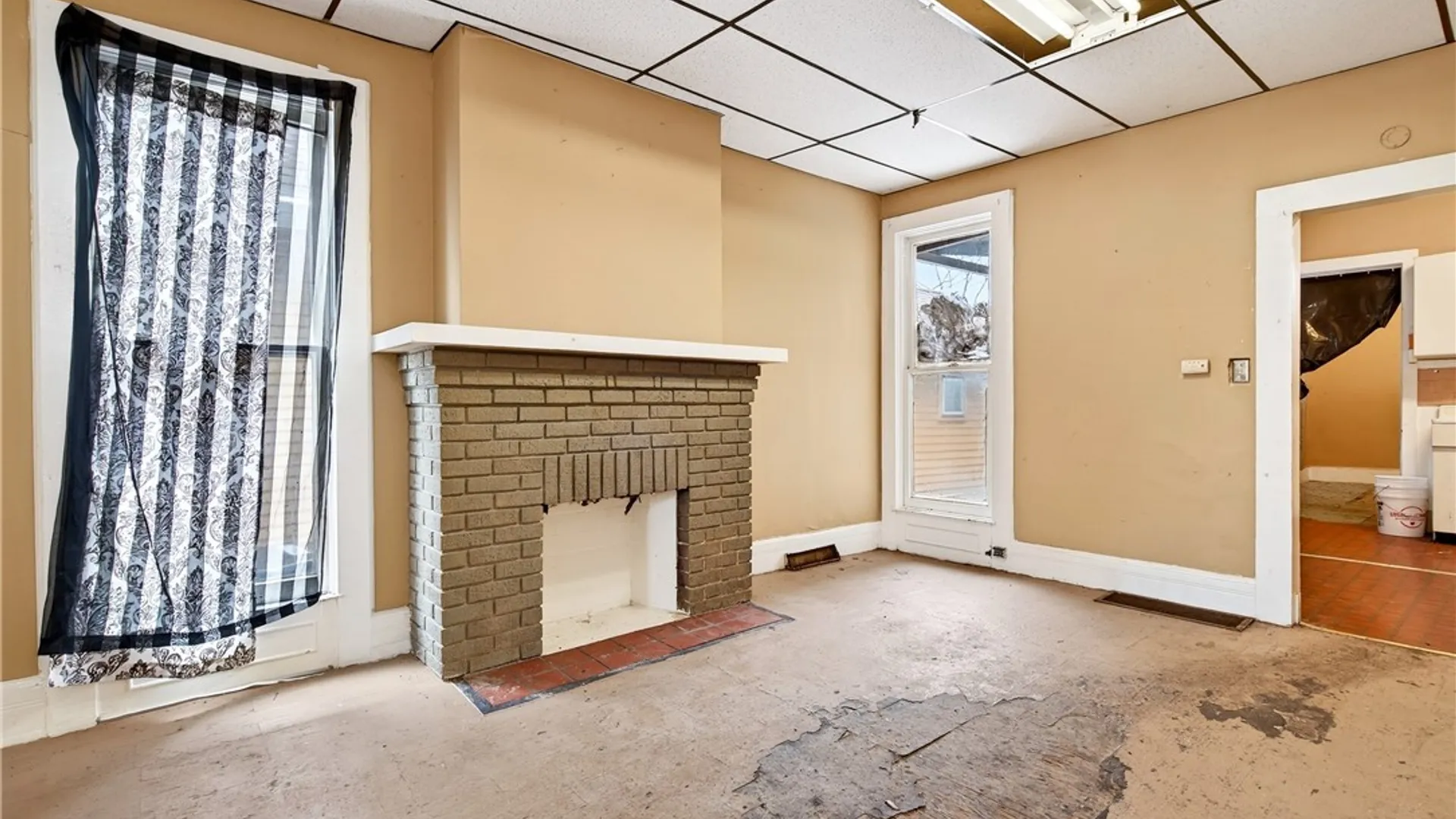 Property at 314 14th Street, Buffalo, NY 14213 7