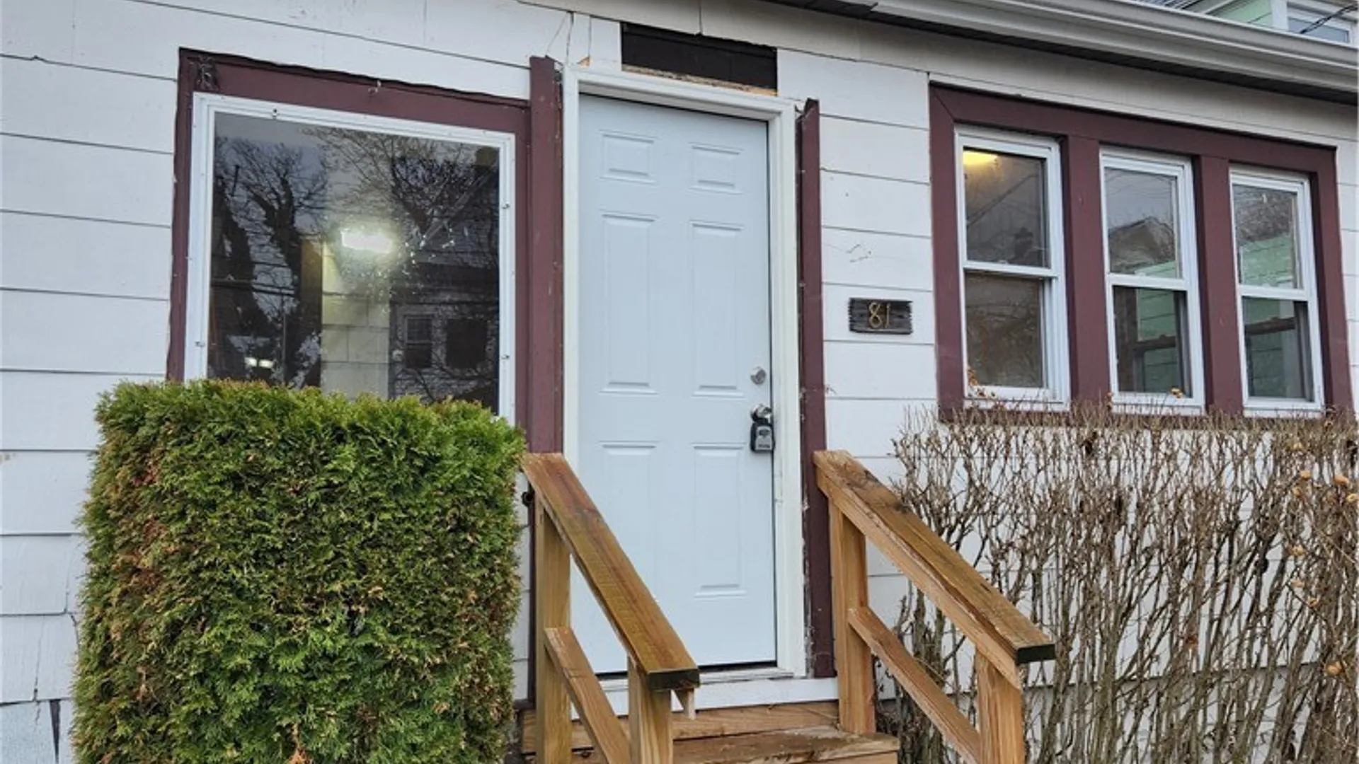Property at 81 Mayer Avenue, Buffalo, NY 14207 2