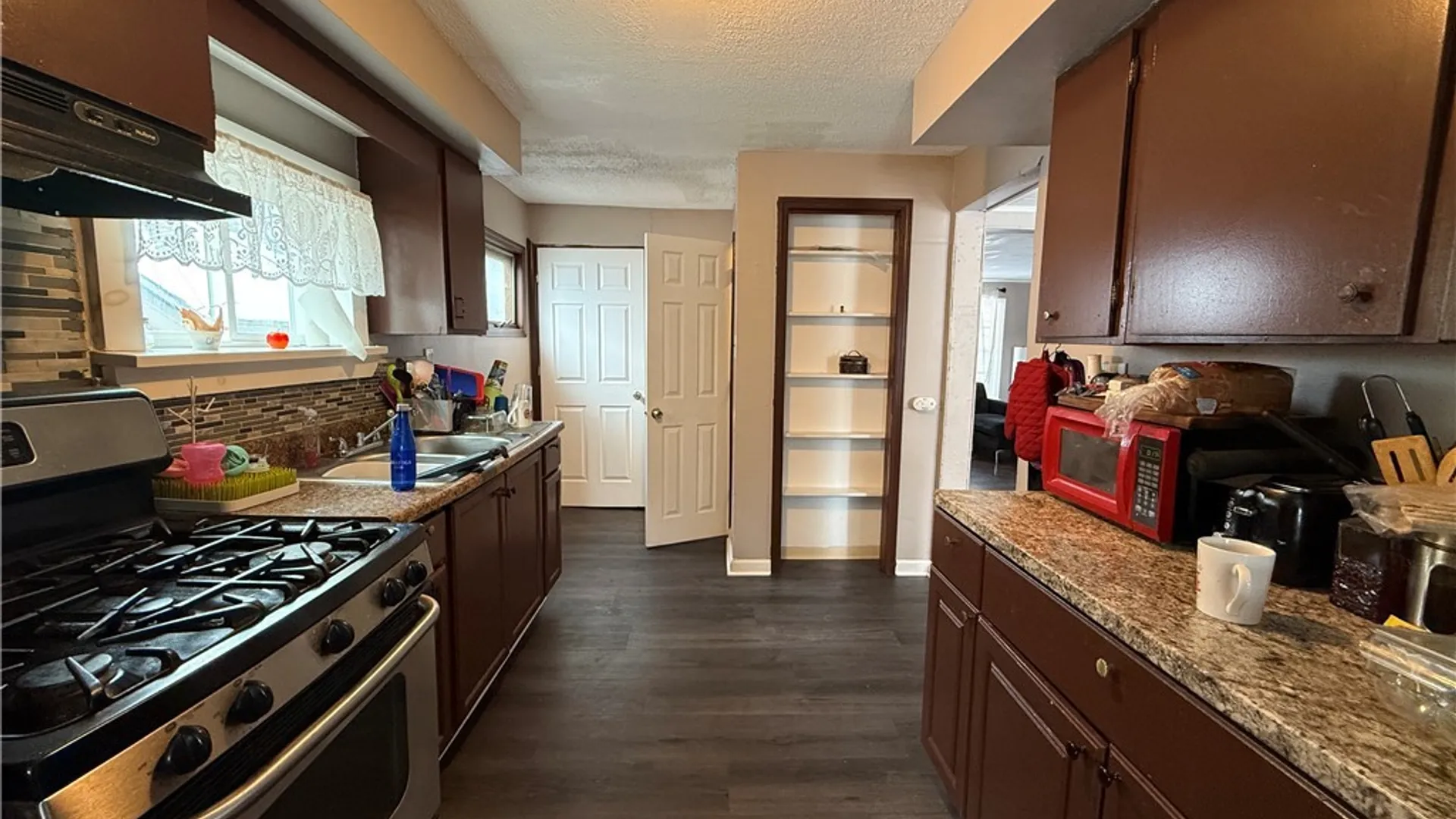 Property at 121 Riverside Avenue, Buffalo, NY 14207 3