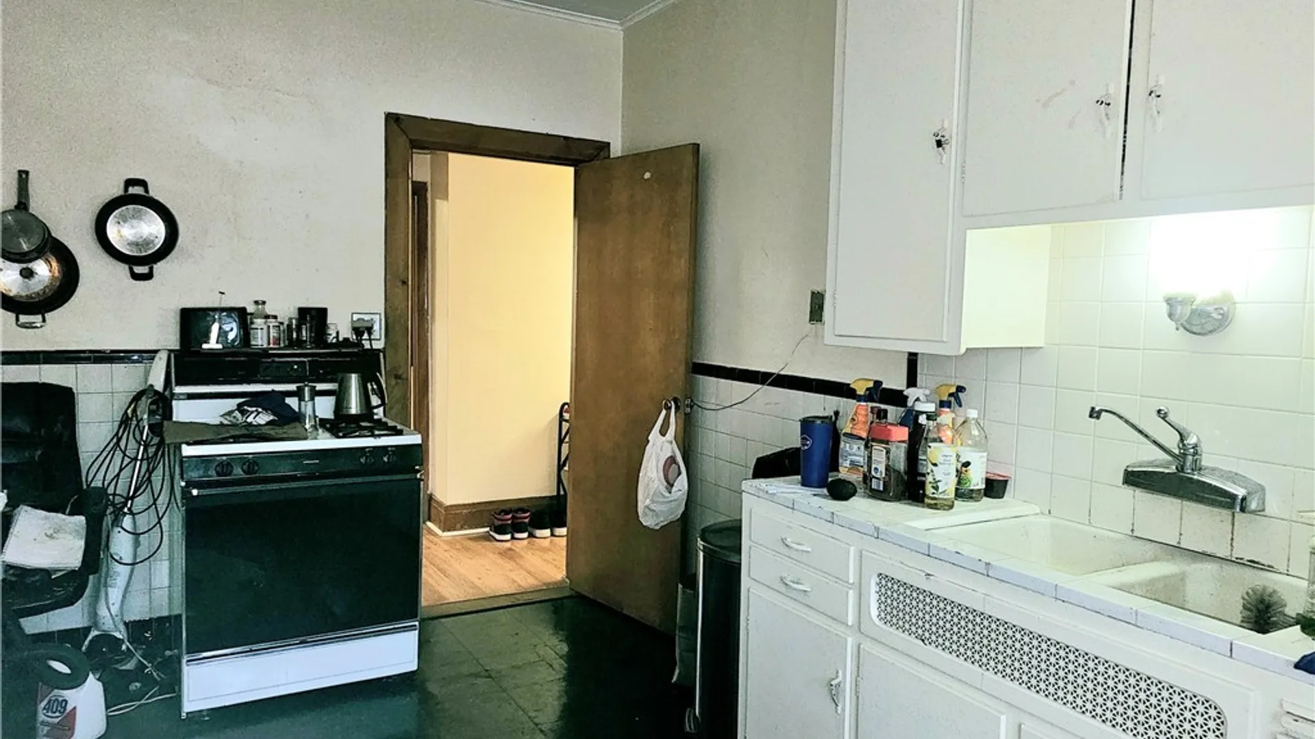 Property at 371 Riverside Avenue, Buffalo, NY 14207 17