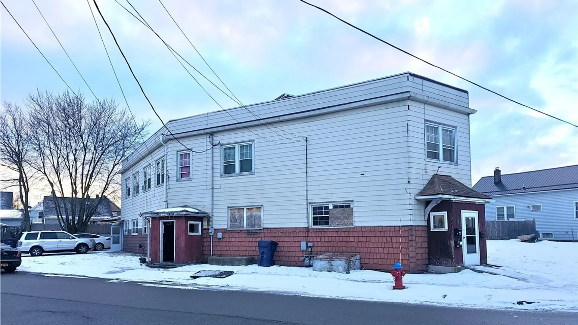 Property at 371 Riverside Avenue, Buffalo, NY 14207 3