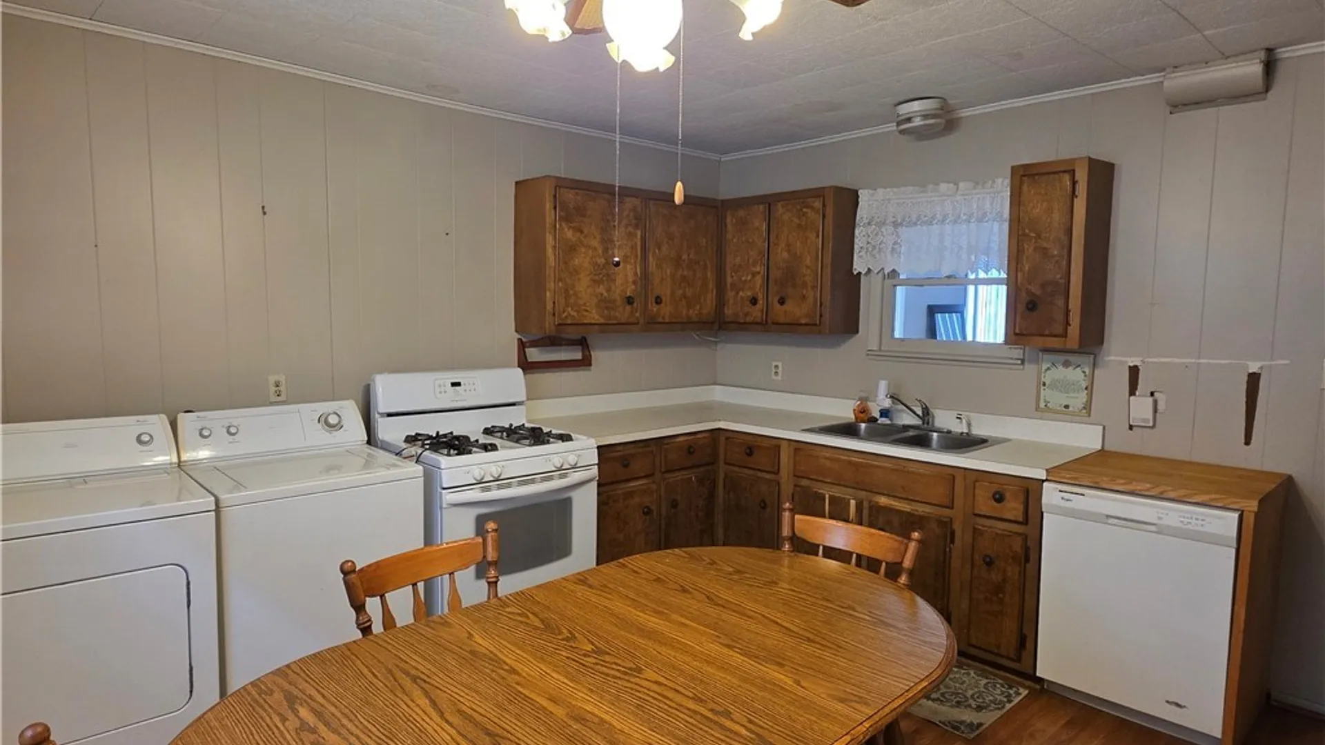 Property at 1124 Hammond Avenue, Utica, NY 13501 18