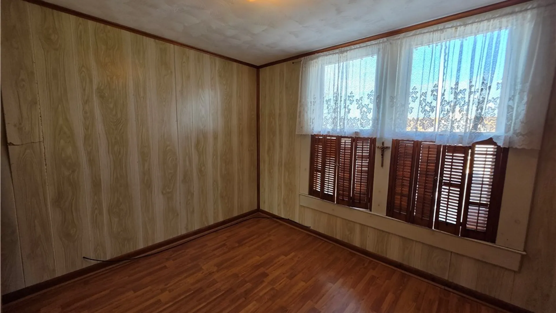 Property at 1124 Hammond Avenue, Utica, NY 13501 32
