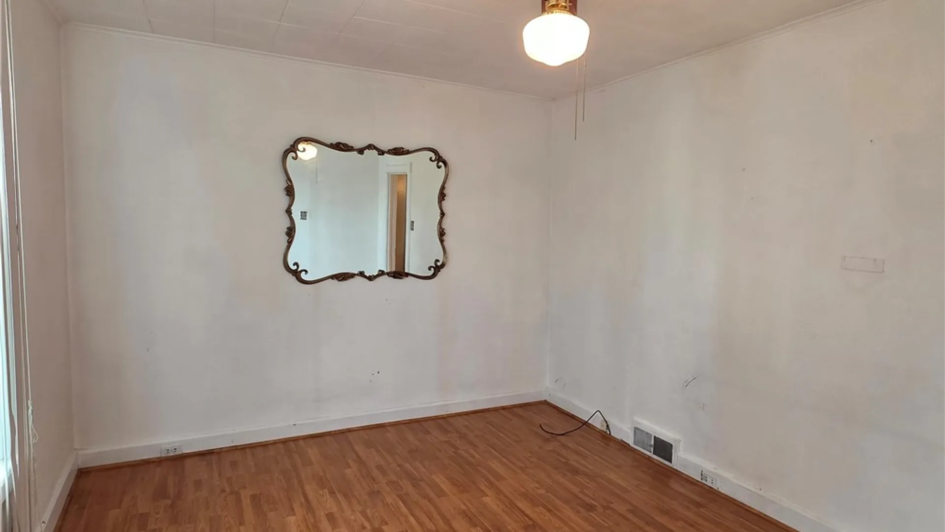 Property at 1124 Hammond Avenue, Utica, NY 13501 5