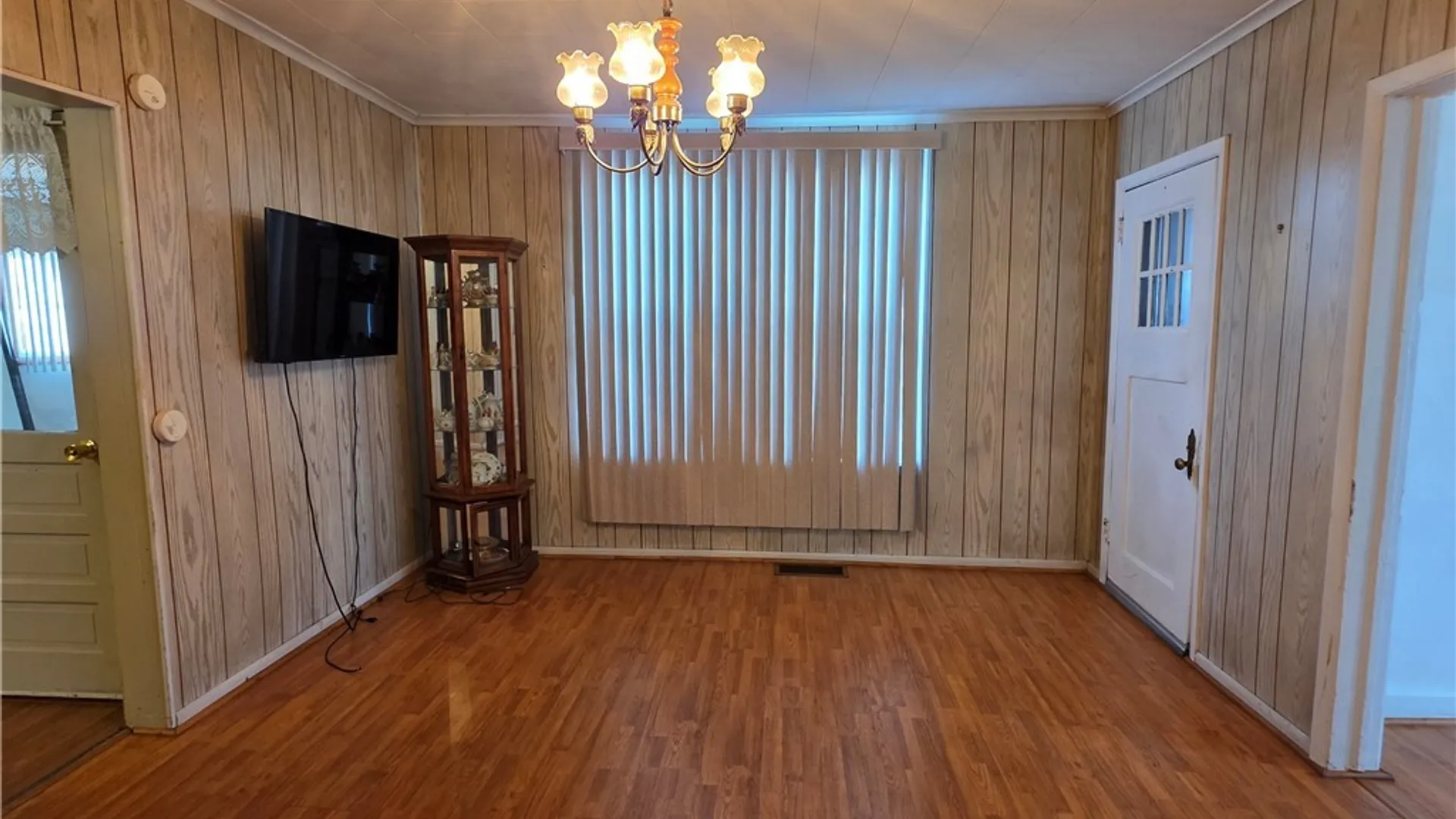 Property at 1124 Hammond Avenue, Utica, NY 13501 8