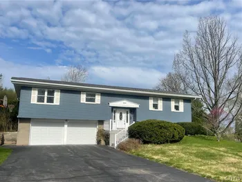 Property at 584 Stoneleigh Road, Oneida, NY 13421