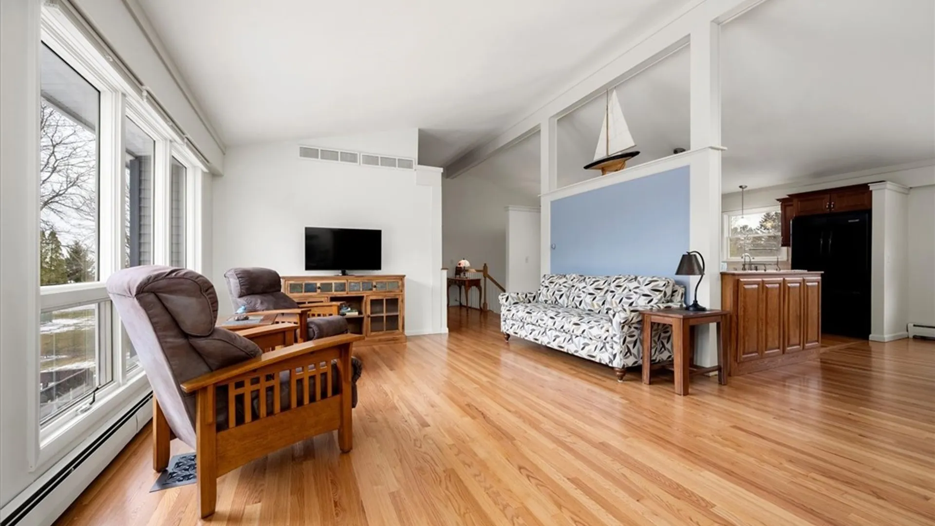 Property at 584 Stoneleigh Road, Oneida, NY 13421 25