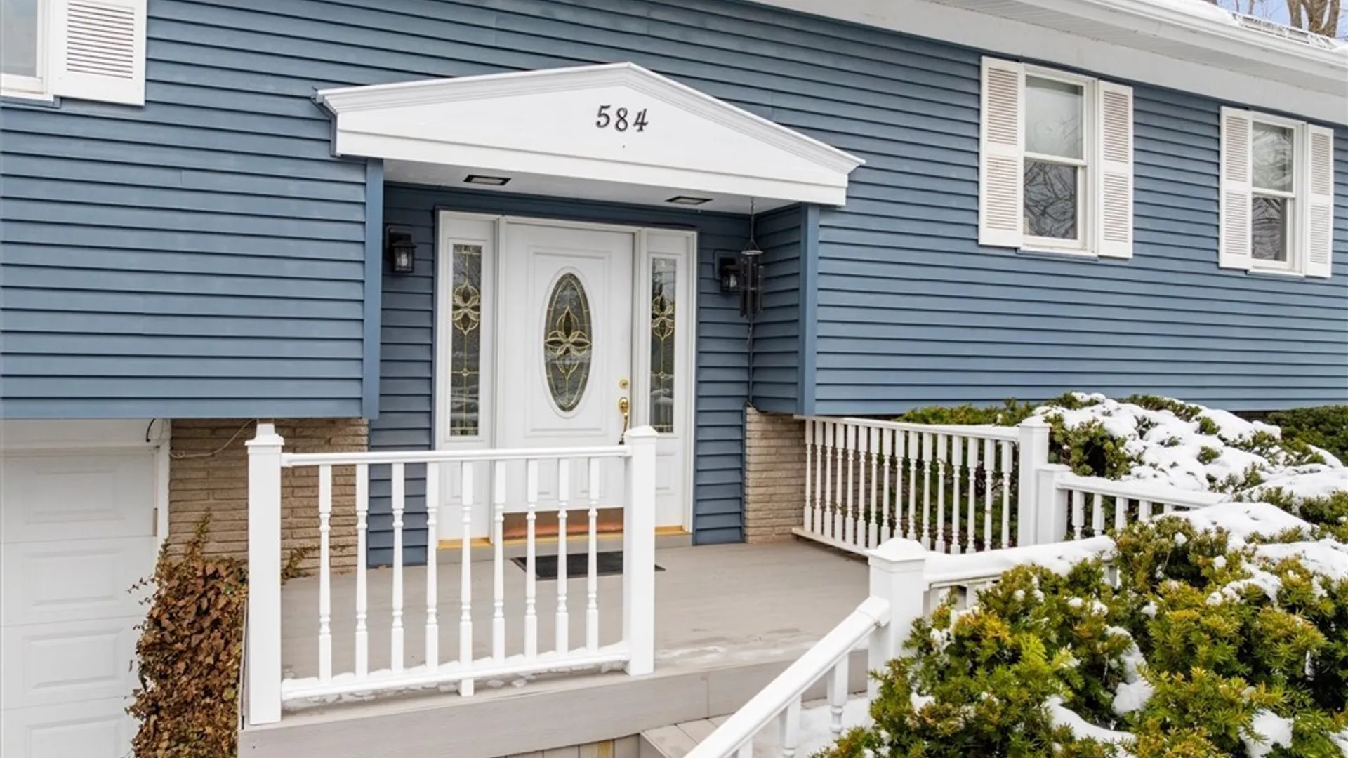 Property at 584 Stoneleigh Road, Oneida, NY 13421 4