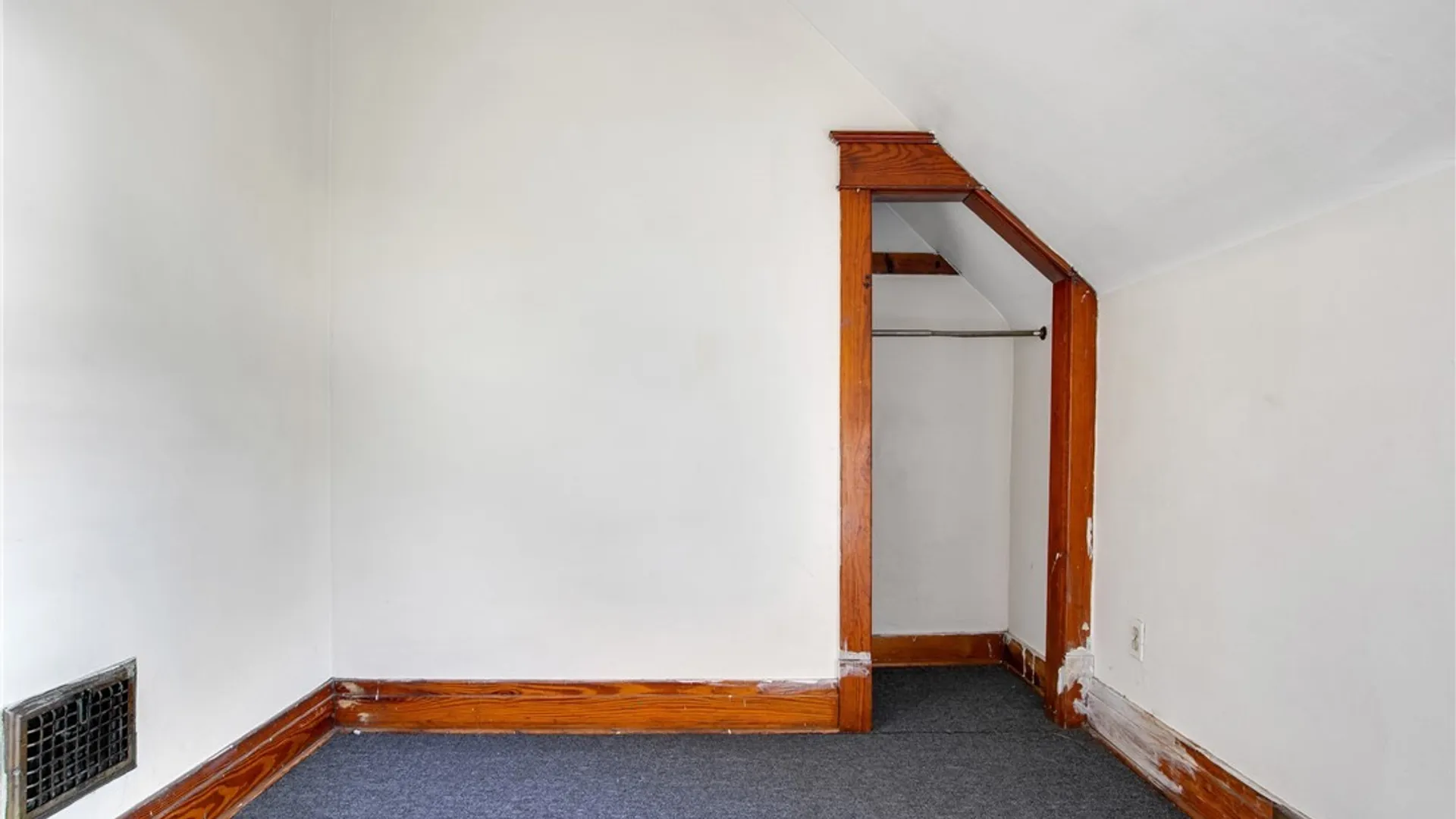 Property at 129 Roma Avenue, Buffalo, NY 14215 25