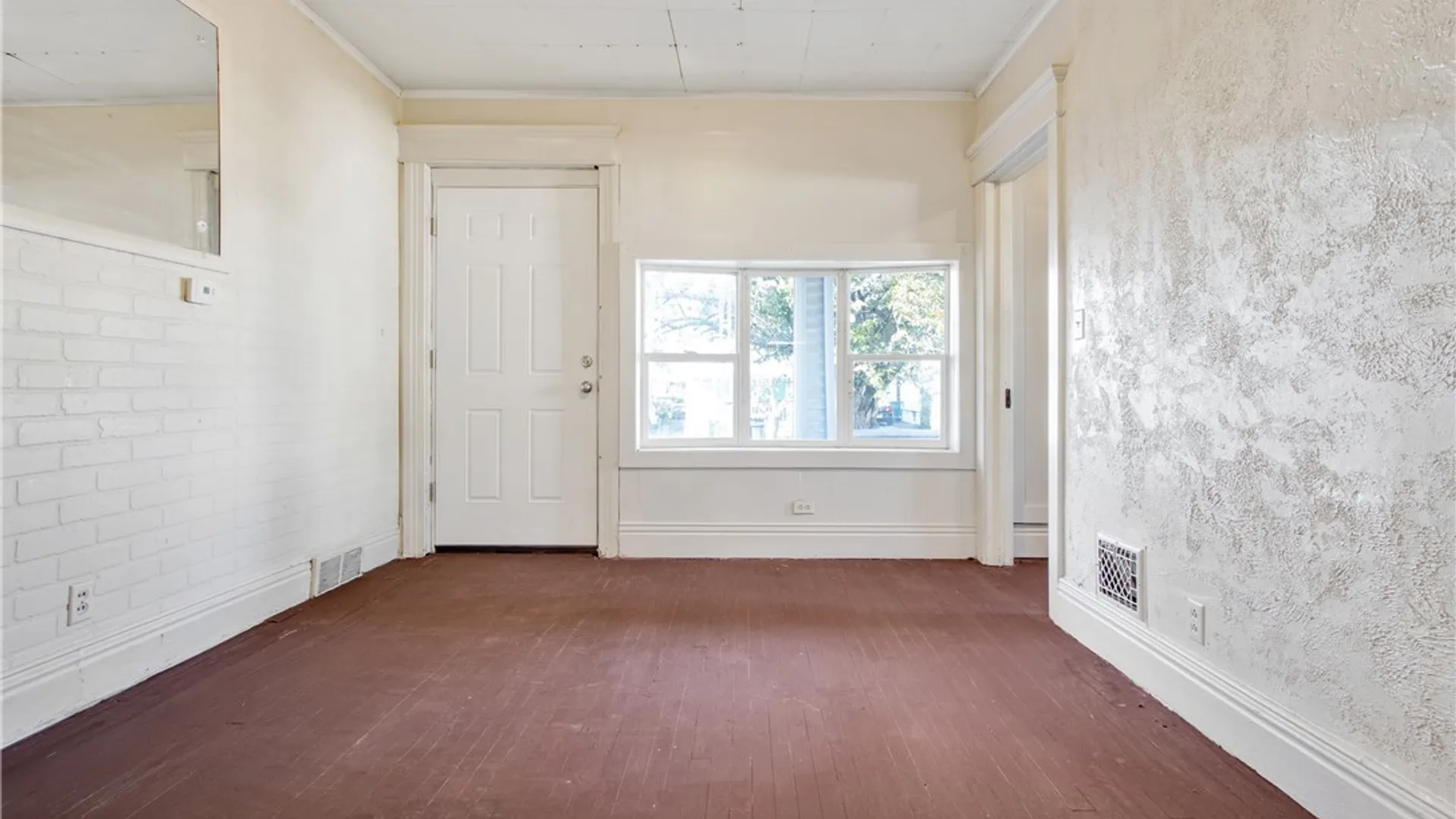 Property at 129 Roma Avenue, Buffalo, NY 14215 4