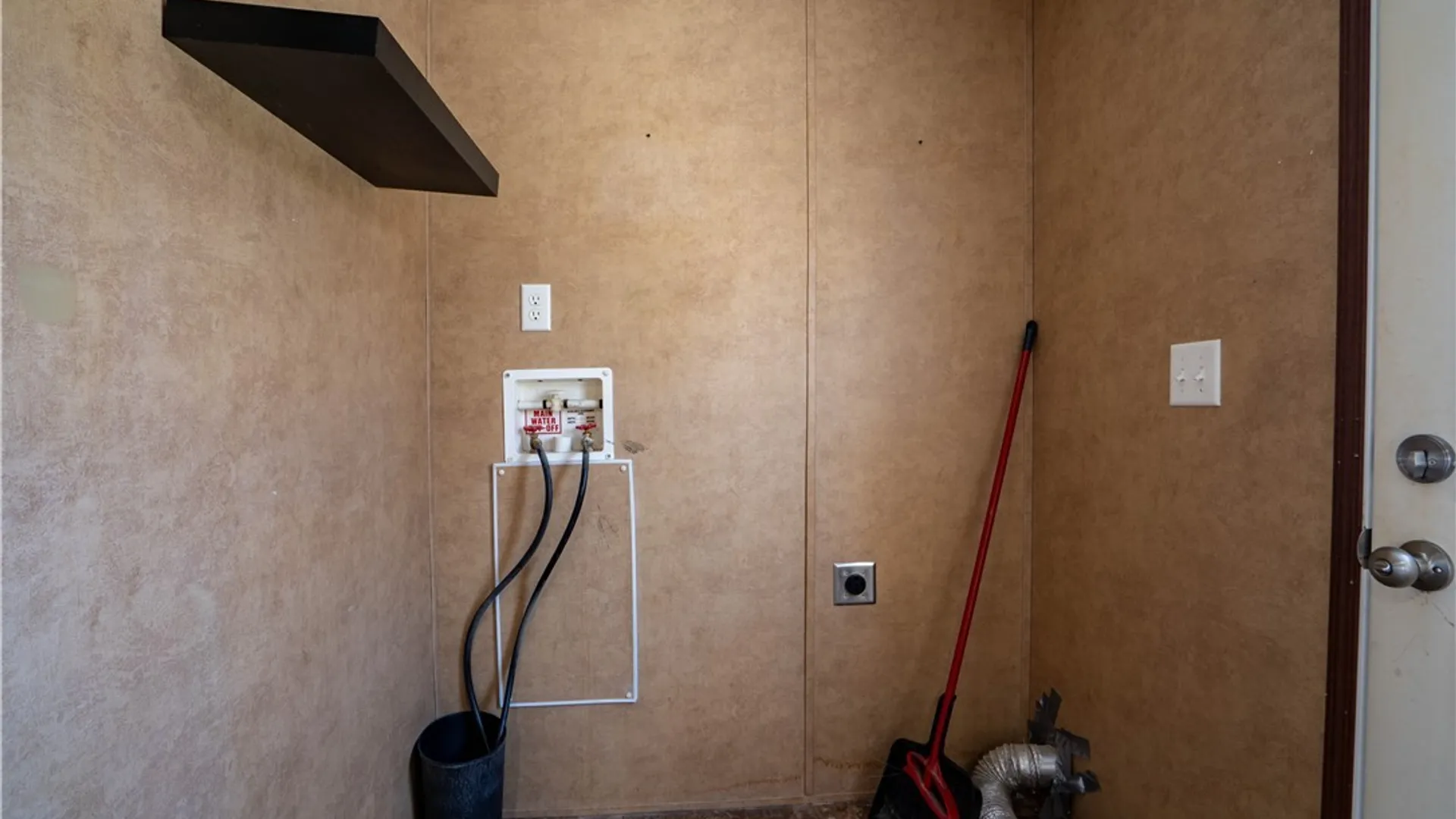 Property at 833 Cinko Drive, Frankfort, NY 13357 13