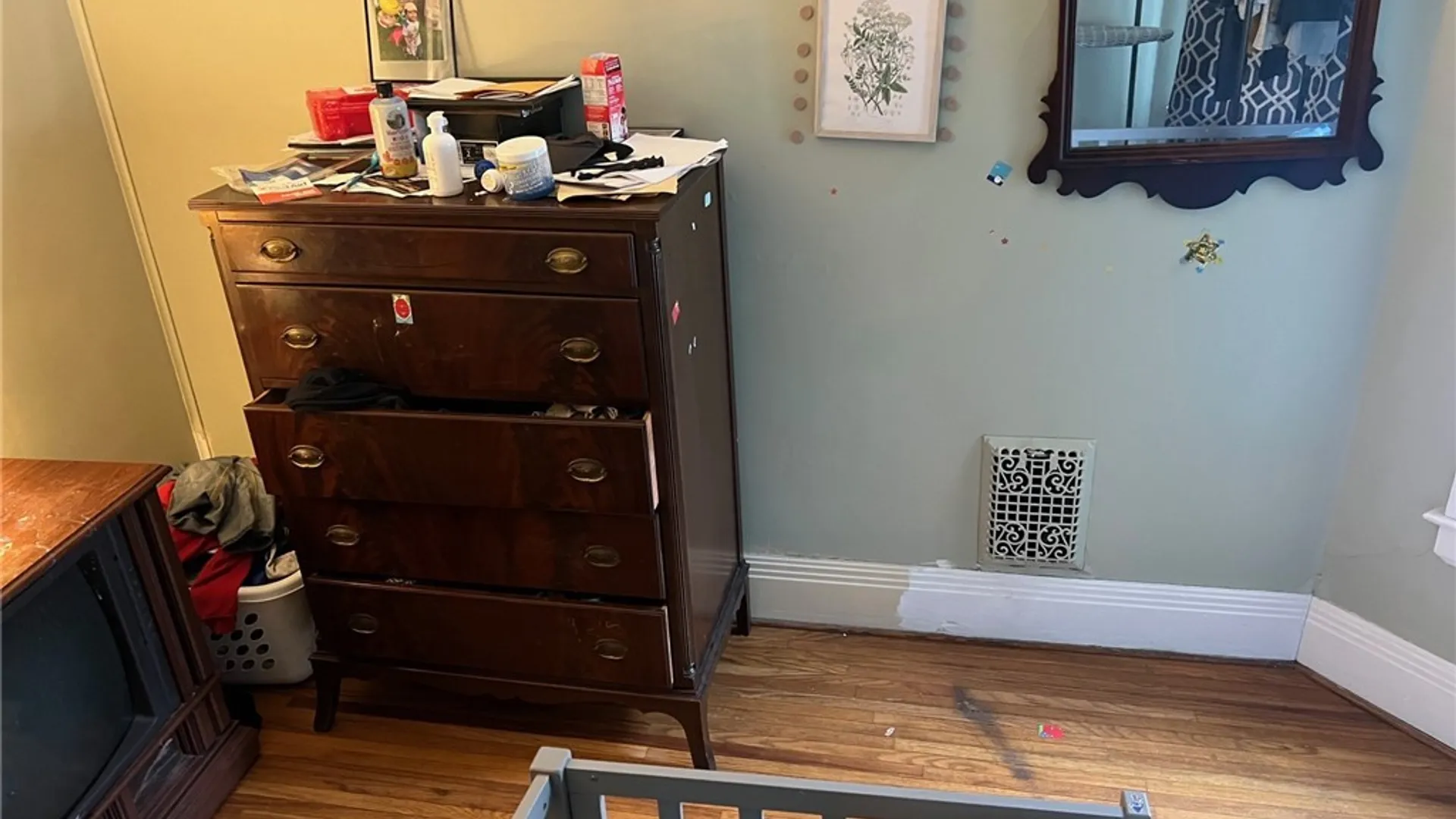 Property at 110 Clinton Place, Utica, NY 13501 21