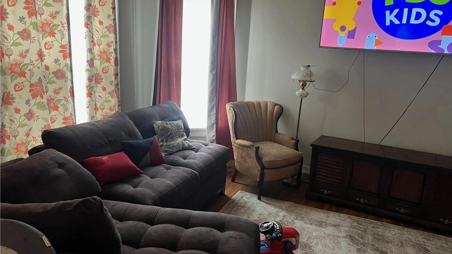 Property at 110 Clinton Place, Utica, NY 13501 5