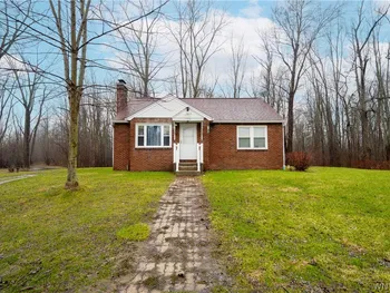 5074 Millersport Highway, Amherst, NY 14051