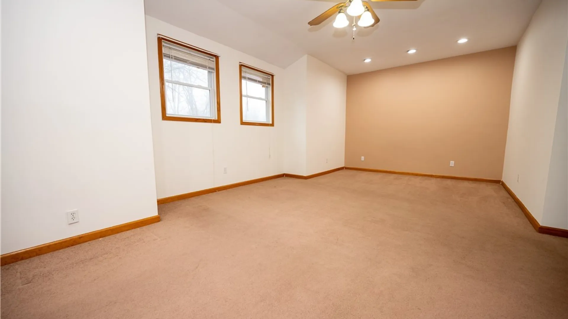 Property at 5074 Millersport Highway, Amherst, NY 14051 40